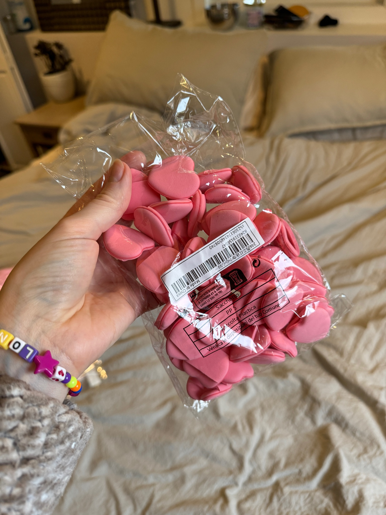 The CUTEST little powder puffs to leave with my brides 

#LTKbeauty #LTKwedding #LTKfindsunder50