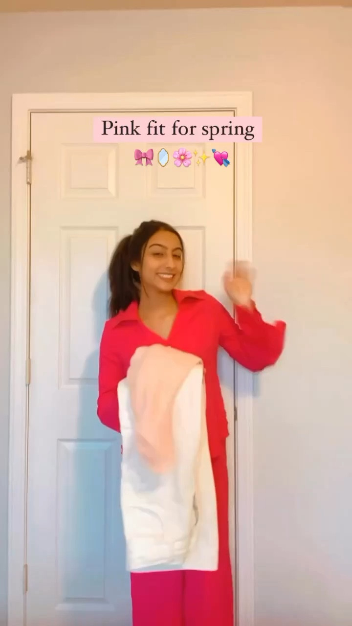 Pink sweater - cottage core aesthetic look🎀💗

#LTKstyletip #LTKVideo #LTKfindsunder50