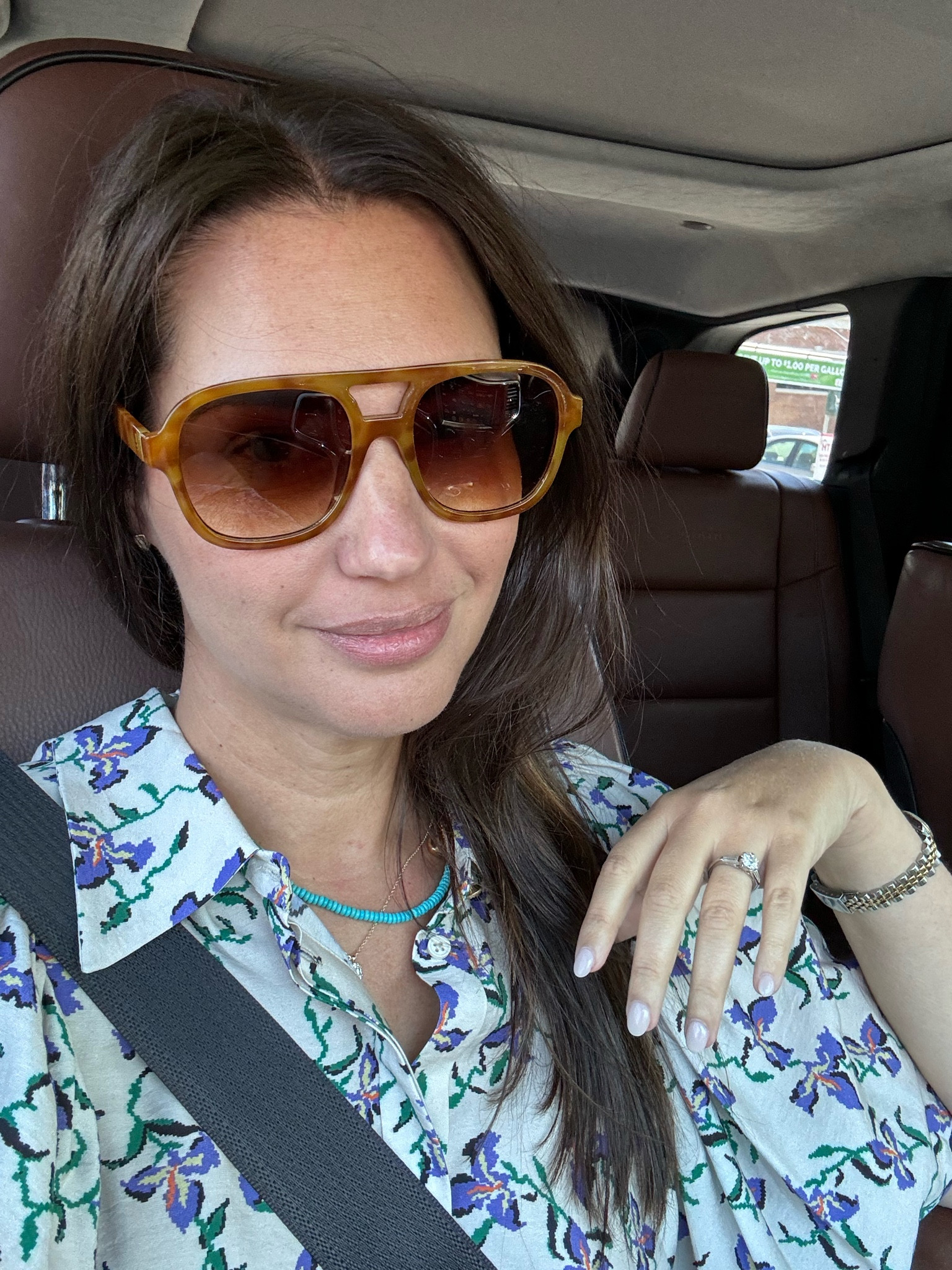 Very into my new sunglasses - and the price point! This is the light tortoise which is out of stock but I linked the darker shade (and ordered them!)