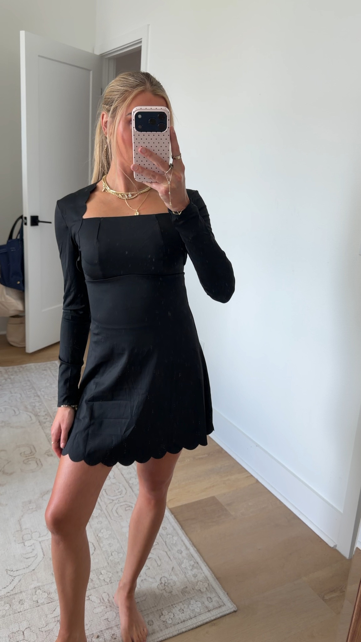 Amazon size small Fisoew Women Tennis Dress with Shorts Long Sleeve Athletic Golf Mini Dress
Pocket, Removable Pads, 4-Way Stretch, Square Neck, Moisture-Wicking, A-Line, Ruffle Hem, Golf, Athletic, Workout Dresses