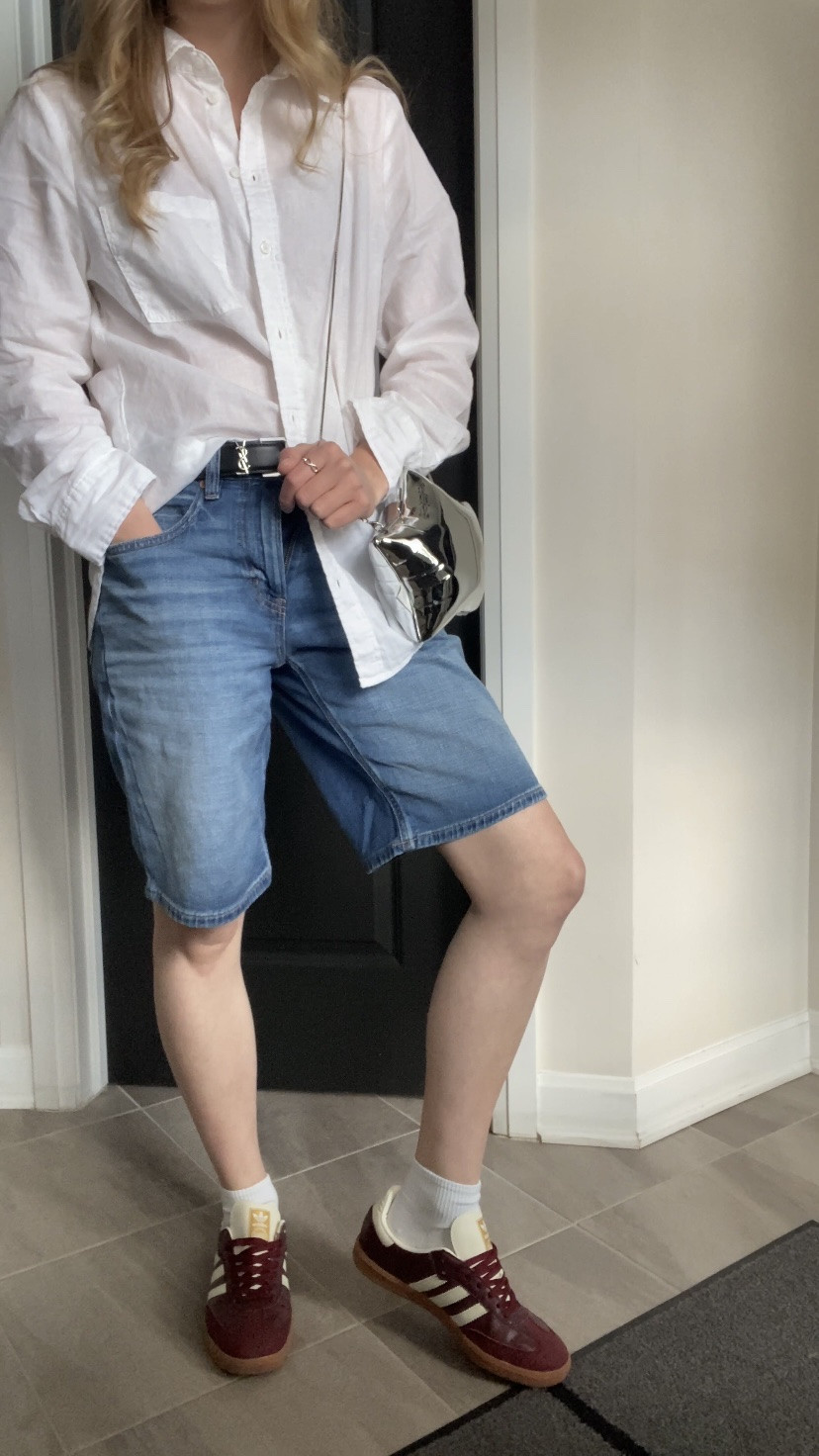 Styling the new #AmericanEagle Dreamy Drape Stretch High-Waisted Jorts! They’re so soft and comfy — pretty sure I’ll be living in these all summer. I recommend sizing up as the waist doesn’t have a lot of stretch (I’m usually a 0-2 in AE jeans and the size 4 fits perfectly).

Shoes and belt are from #dhgate 🤍

#LTKSummerEdit #LTKShoeCrush #LTKFindsUnder100