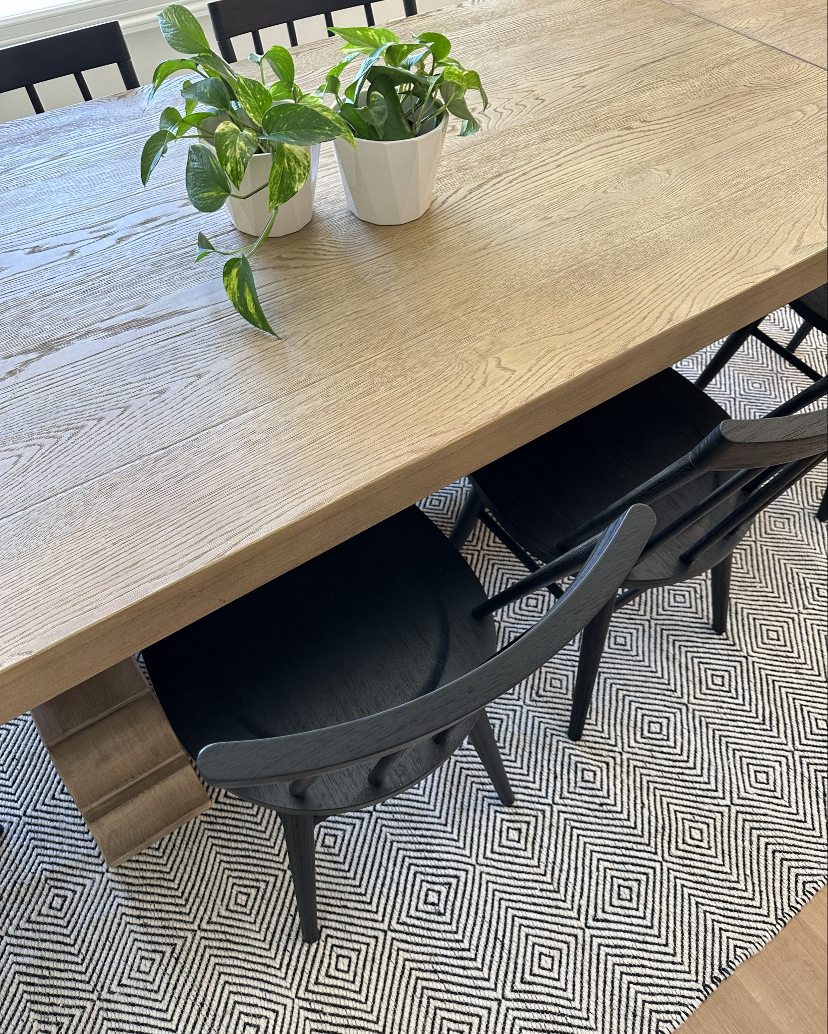 designer tip // elevating any space with the help of a rug 

rugs can make a big impact to any room you’re styling. not only can rugs add differently layers of texture + warmth but they can define a space in unique ways bringing in different tones, shapes + sizes! 

shop some of our favorite rugs! 

#LTKHome