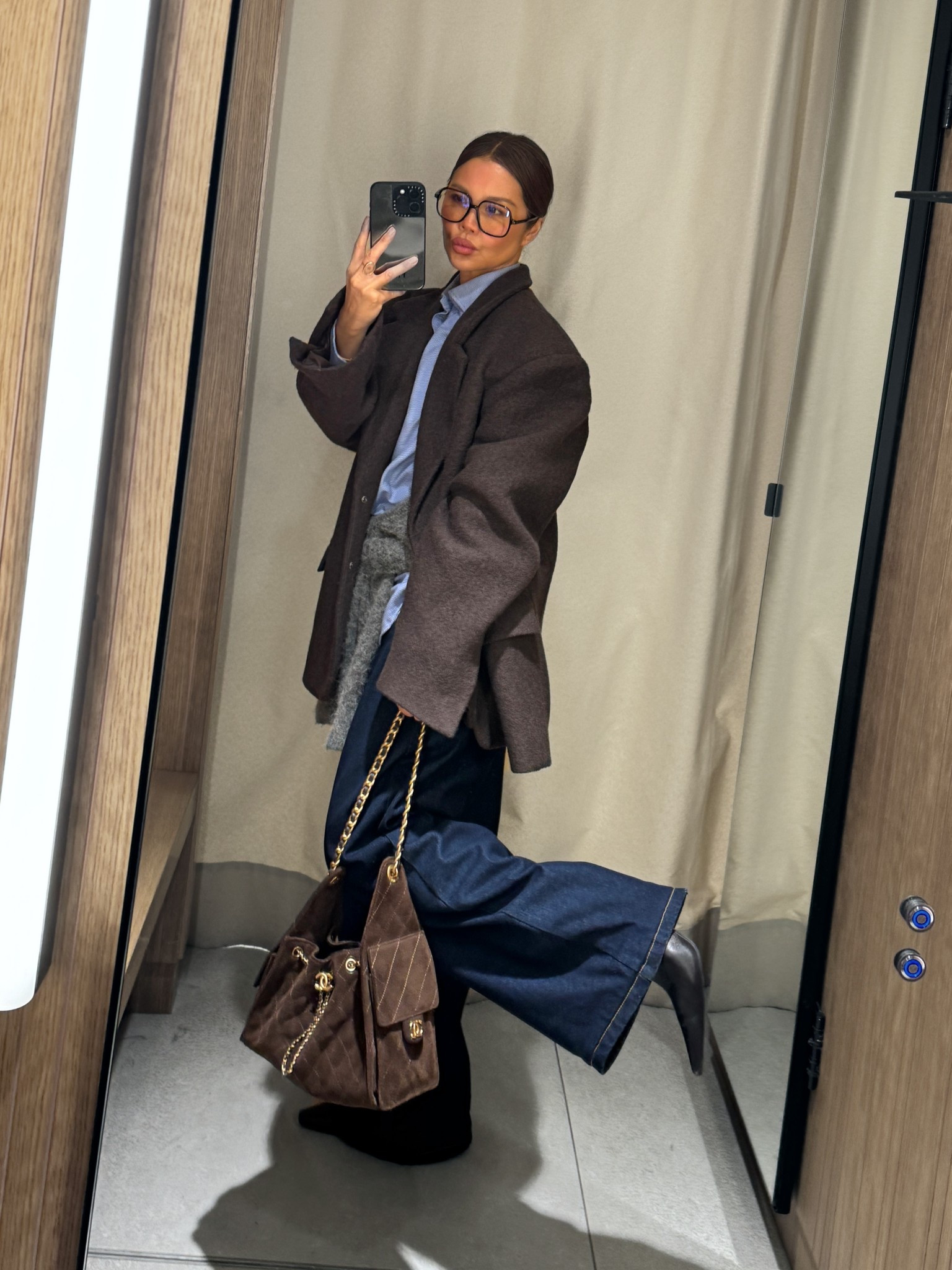 Alternative items to what I have on which are currently in stock. Brown blazer, indigo denim jeans and a blue shirt. Timeless and chic

#LTKshoes #LTKuk #LTKstyletip