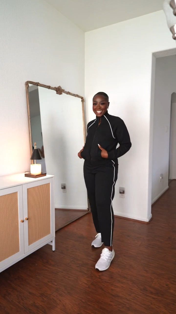 SPANX is on sale now, 20% off SITEWIDE! 

#LTKSpringSale