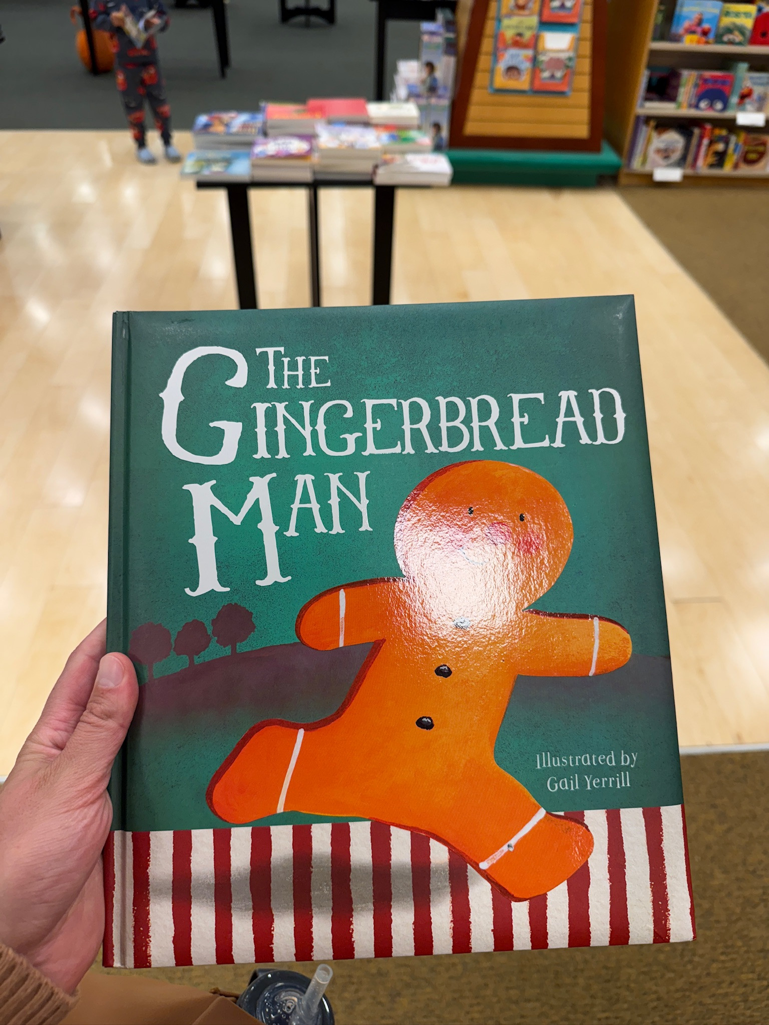 Such a good Christmas book!!

favorite books, age 3 books, christmas books, bed time stories, bed time books, boy mom, Grace White


#LTKKids #LTKBaby #LTKFamily