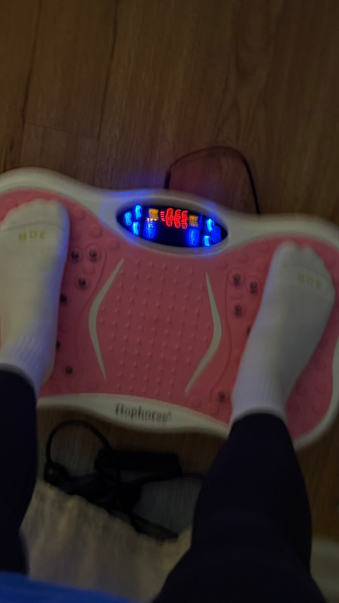 Vibration plate

#LTKselfcare #LTKfitnessgoals #LTKActive