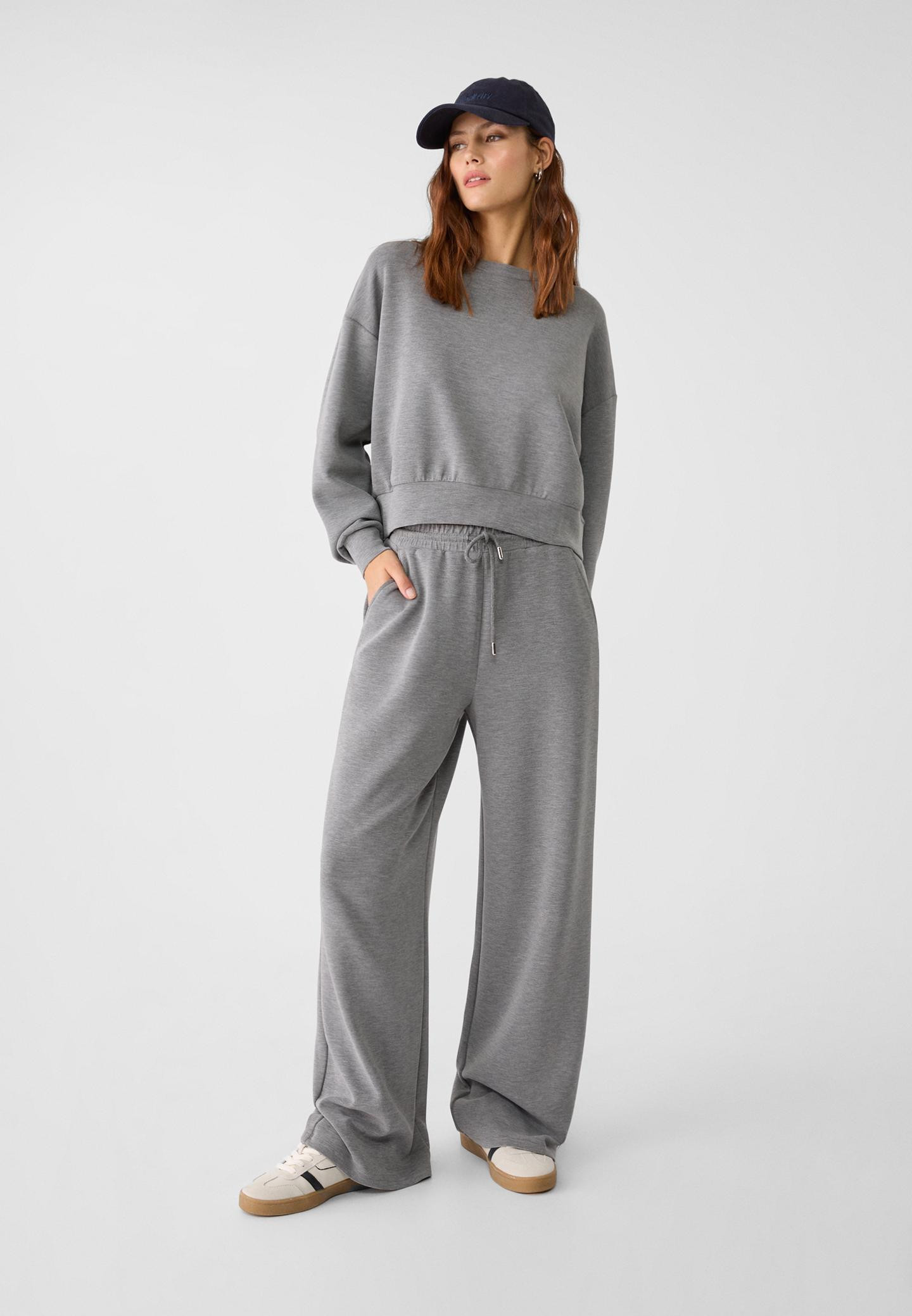 Low stockSoft-touch palazzo trousers£29.99+5okAdded! | Stradivarius (UK)