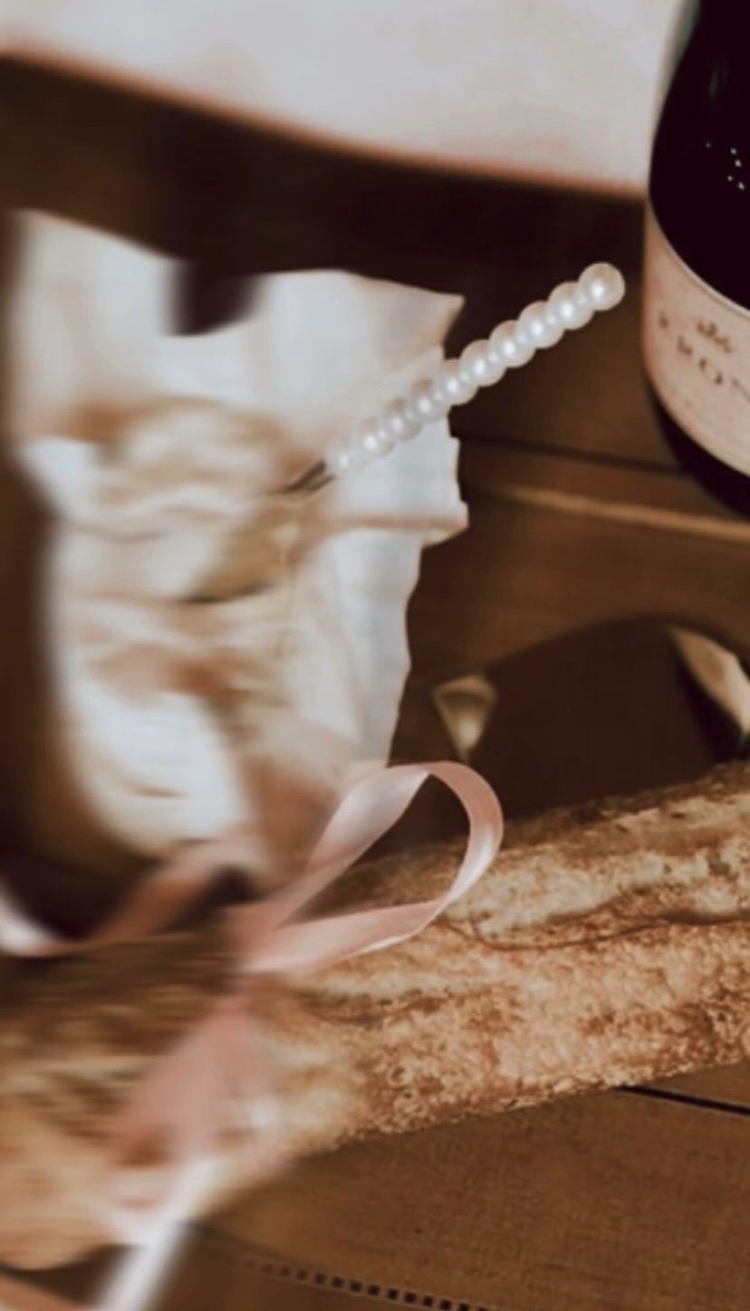 Pearl serveware 🤍

#kitchen #home #serveware #pearl #valentinesday 

#LTKOver40 #LTKValentine #LTKHome