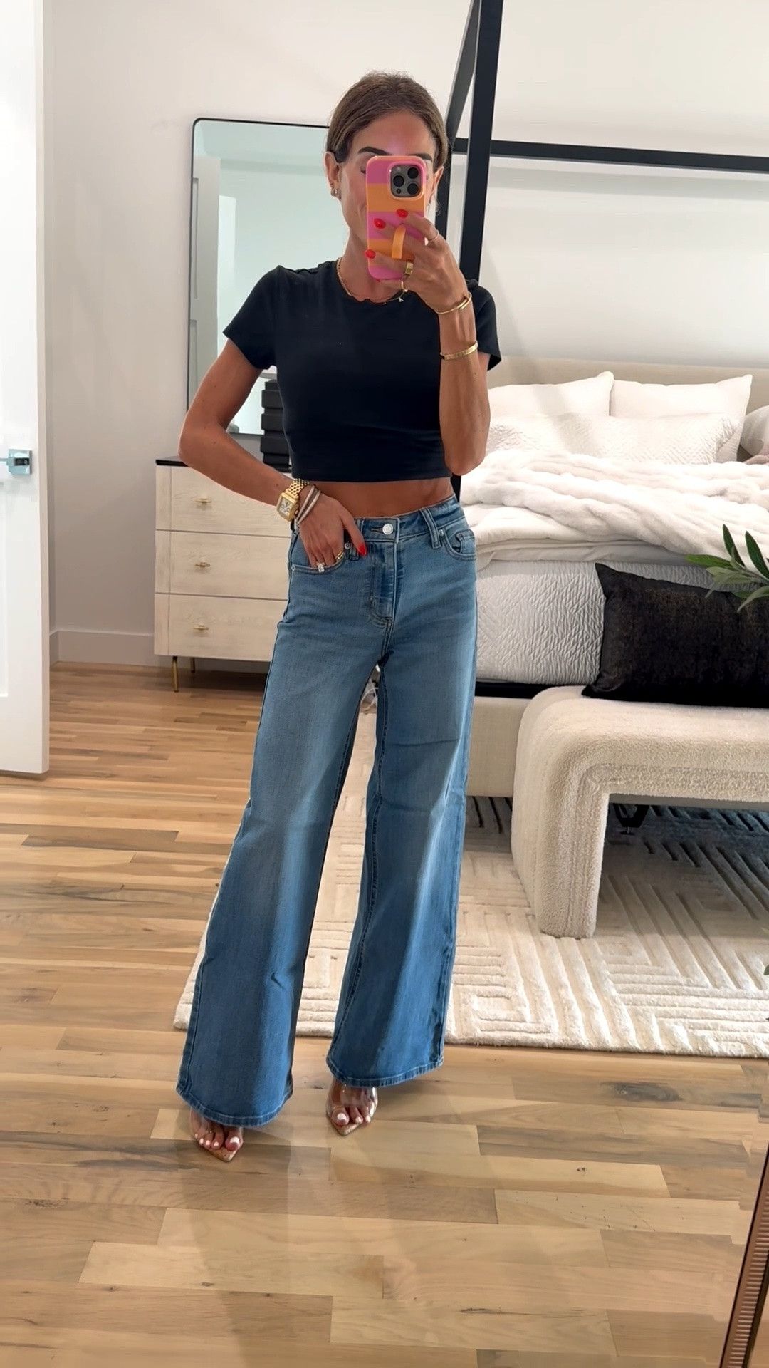 These wide leg Jeans are about to be a top seller! Going fast and fit so incredibly! Wearing 00 short in medium wash and are on major sale

#LTKPetite #LTKSaleAlert