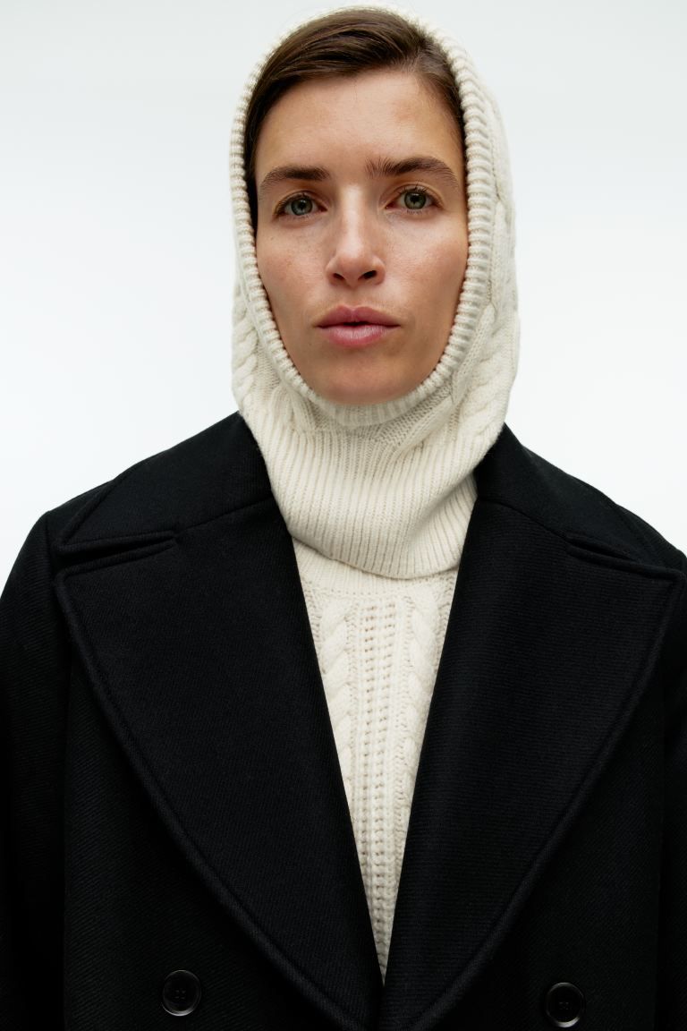 Cable-Knit Fitted Hood | H&M (UK, MY, IN, SG, PH, TW, HK)