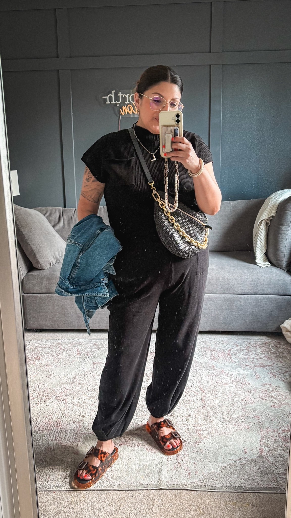 Last night’s look:
Anrabbess 2-piece - XL
Clare V. Crossbody
Cushionaire slides (ordered a size 10, normally I wear 8.5)
Free People denim jacket - XL

#LTKOver40 #LTKSaleAlert #LTKMidsize