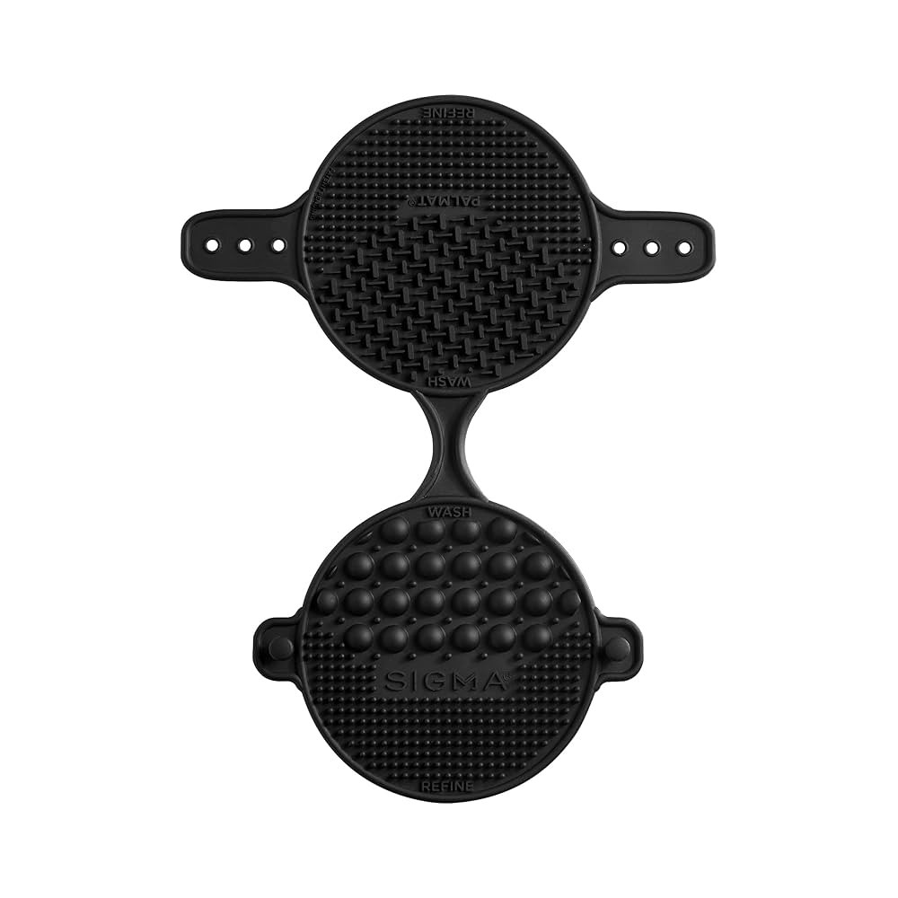 Sigma Beauty - Palmat® - Makeup Brush Cleaner - Perfect for Travel and On the Go - Palm Sized - ... | Amazon (US)