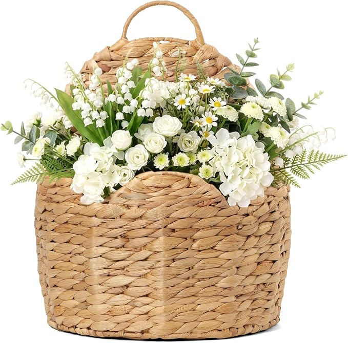 Door Basket Scalloped Hanging Storage Basket,Water Hyacinth Woven Wall Baskets for Front Door Dec... | Amazon (US)