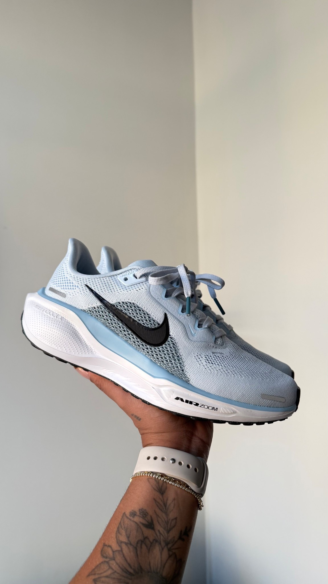 Great running shoes if you’re semi flat footed ✨

#LTKSeasonal #LTKActive #LTKShoeCrush