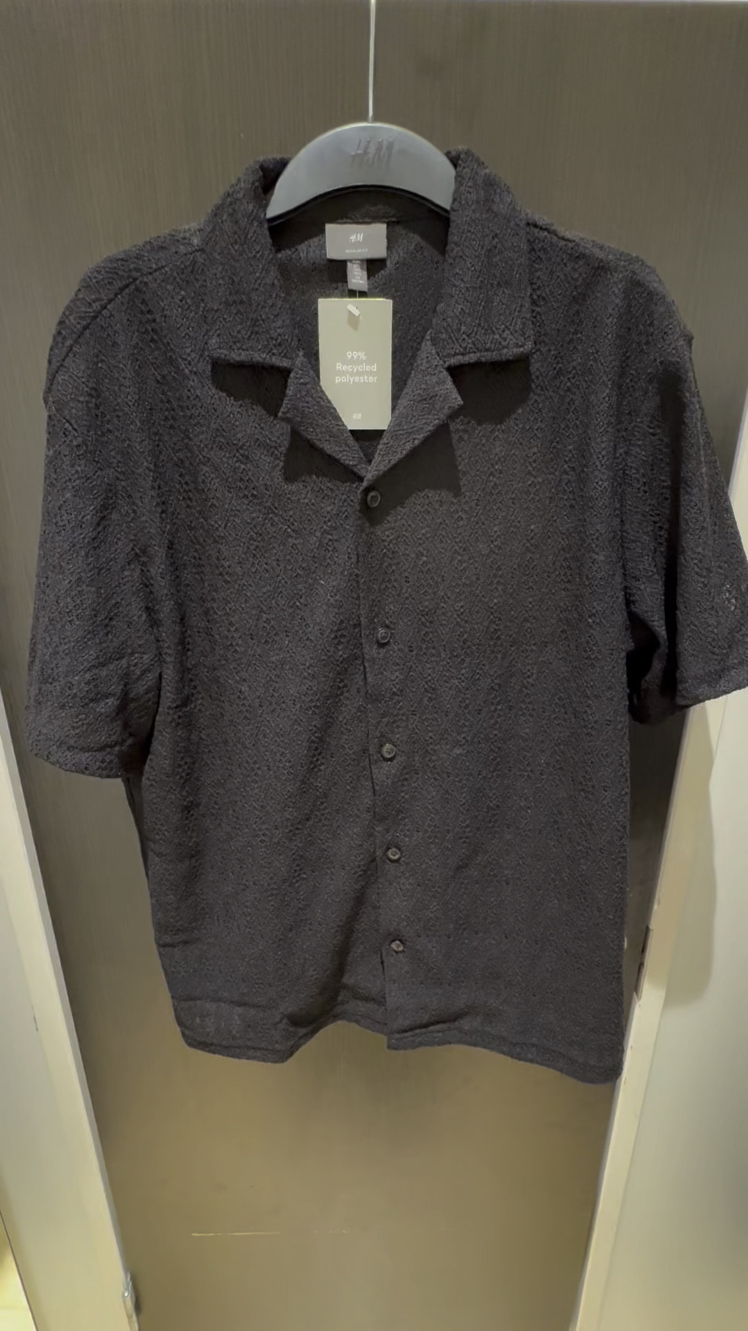 Did someone say spring? 
Mens fashion - Men’s H&M haul - Mens Shirts - Mens spring wardrobe - fashion -  H&M - How to style loose/ straight cut Jeans 

#LTKfindsunder50 #LTKmens #LTKVideo