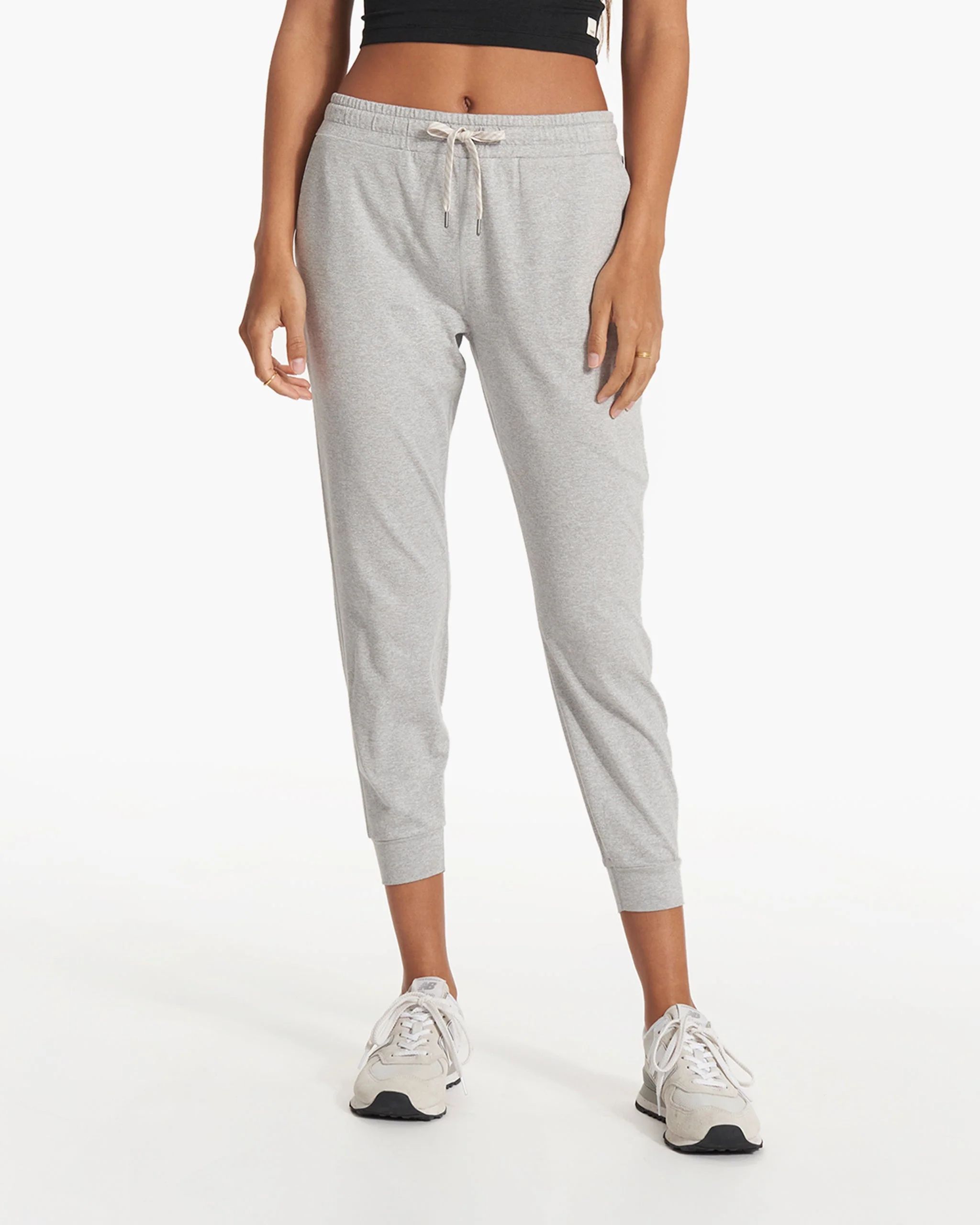 Performance Jogger | Women's Pale Light Grey Joggers | Vuori | Vuori Clothing (US & Canada)