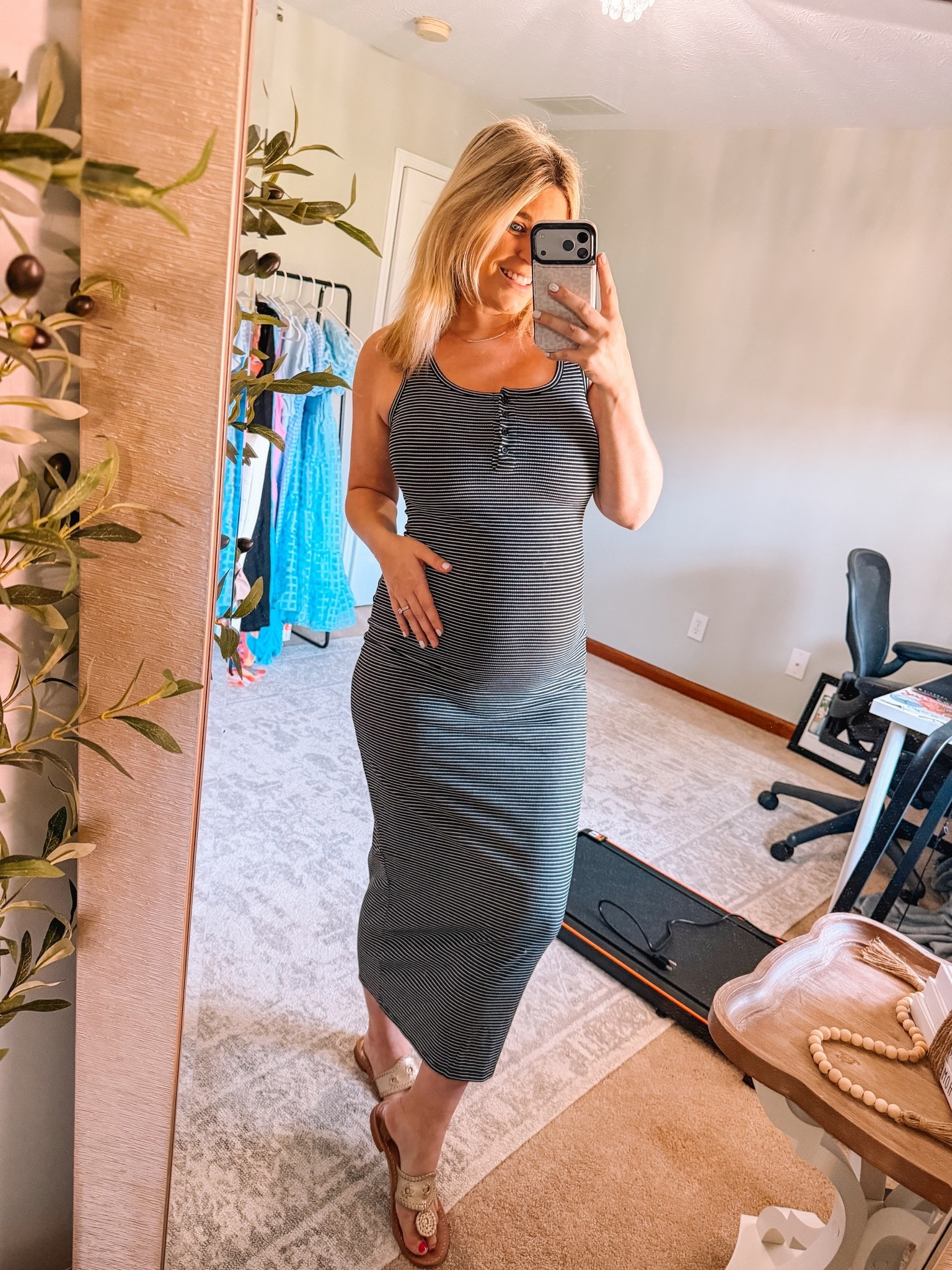 Bump friendly maternity maxi dress casual #ltkbump