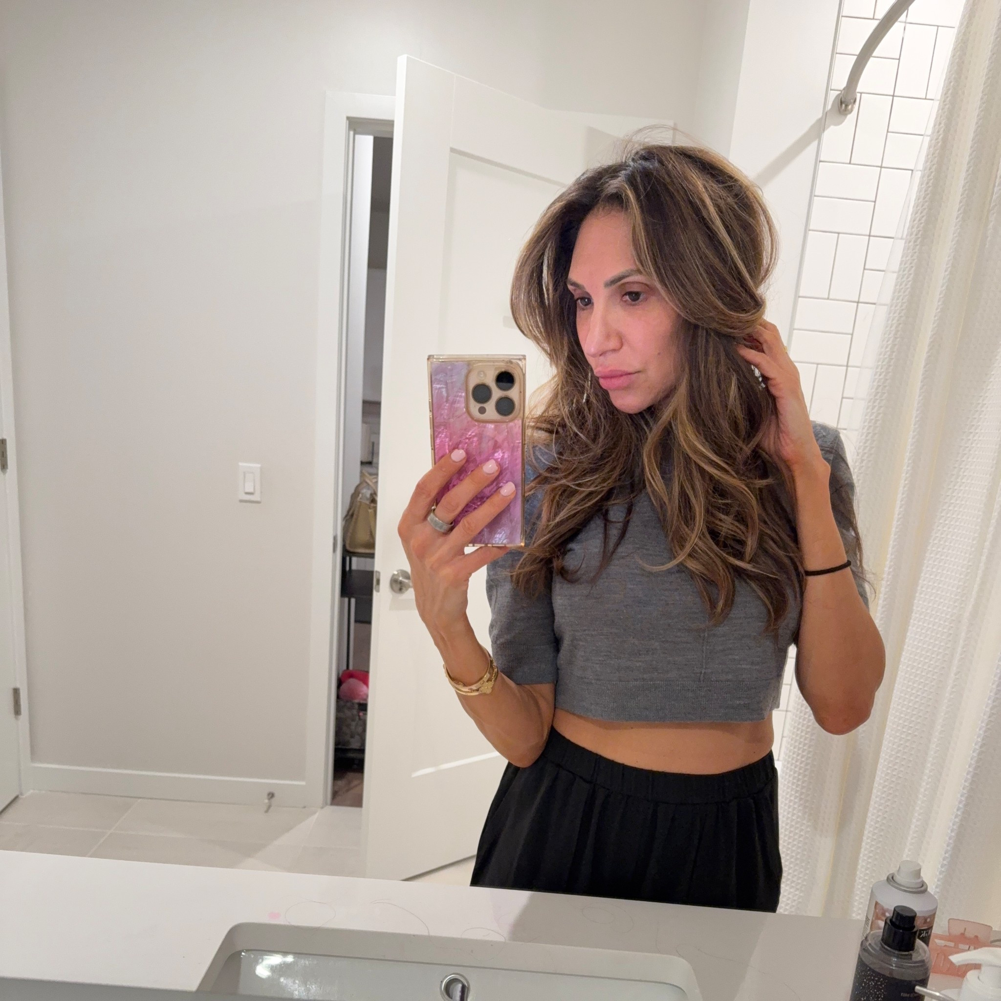 I’m OBSESSED 🤍 Loving my cut and feeling fresh, polished, and so me ✨

#HairRefresh #NewHair #BlowoutDay #FreshCut #HairColorGoals BalayageHair BeautyRoutine SelfCareMoments LTKBeauty PolishedLook MissFirestone GlowUpHair

#LTKU #LTKBeauty #LTKselfcare