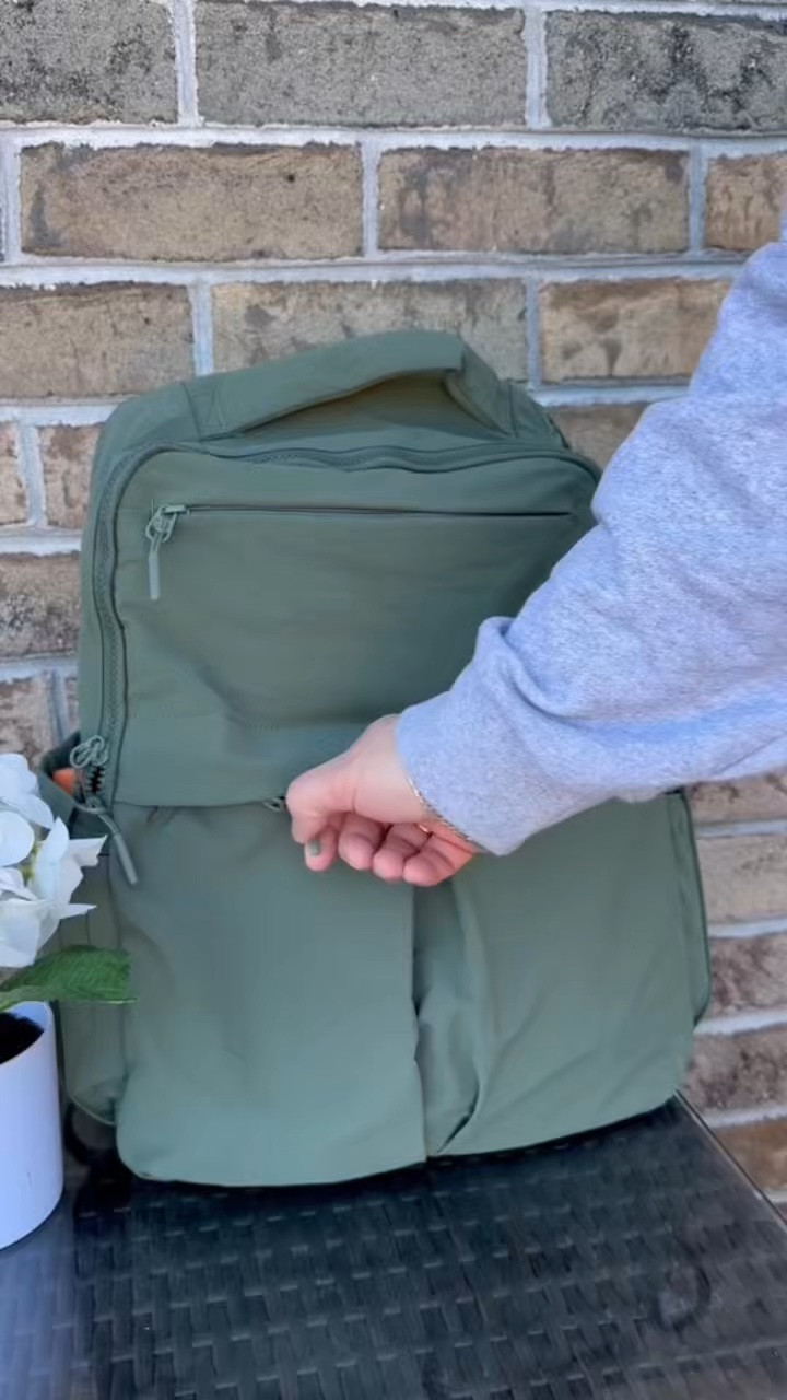 One of my top fave backpacks! ✨#backpack #backtoschool #workbackpack

#LTKmorningroutine #LTKActive #LTKSaleAlert