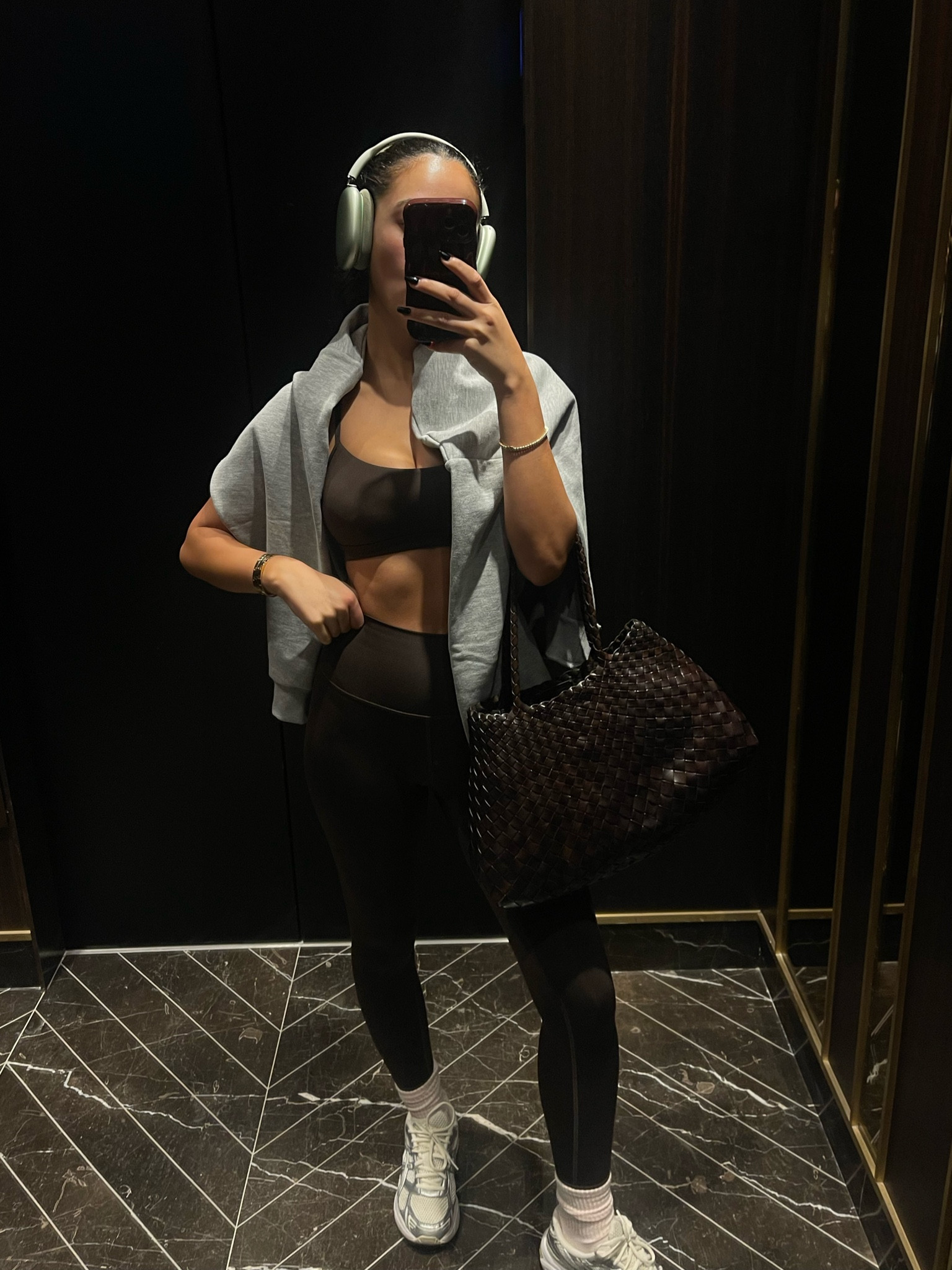 alo singles day sale — 30% off sitewide! 

#LTKCyberWeek #LTKfitness #LTKHolidaySale