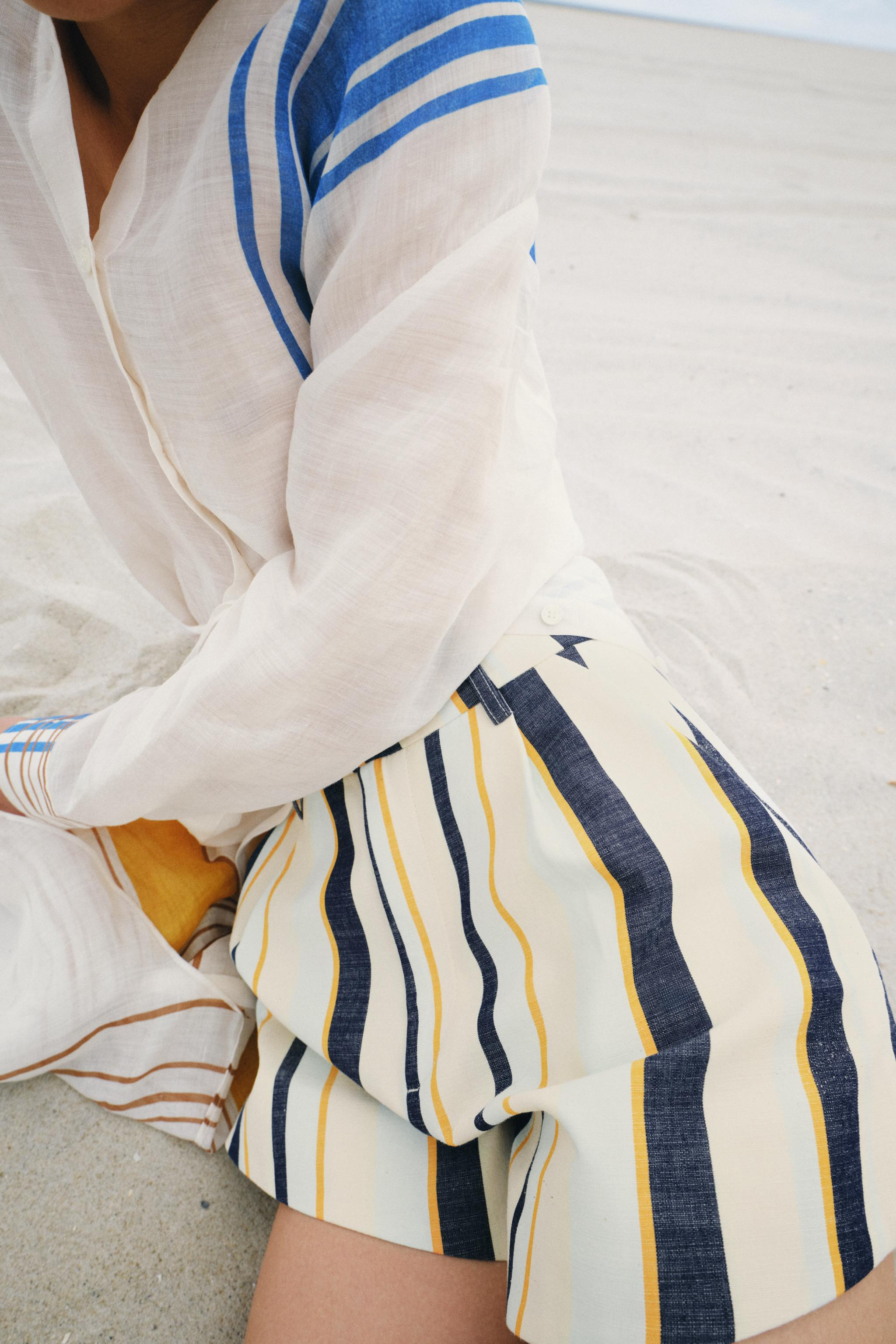 STRIPED PLEATED SHORTS ZW COLLECTION | Zara US