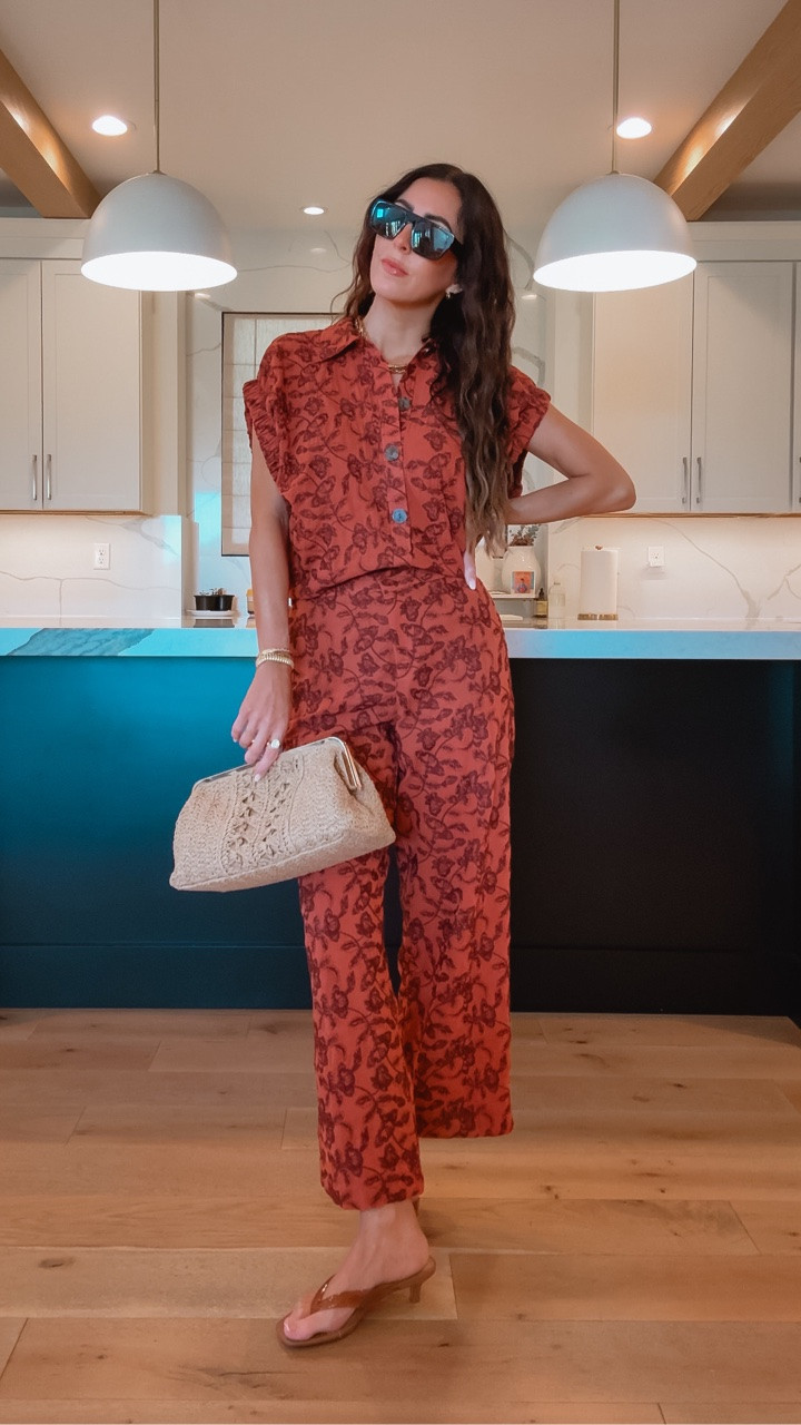 Love this matching set from Zara! So elevated and can be dressed up or down. 

ZARA set top: medium
Zara set pants: Small

@Zara

#LTKgrwm #LTKootd #LTKselfcare