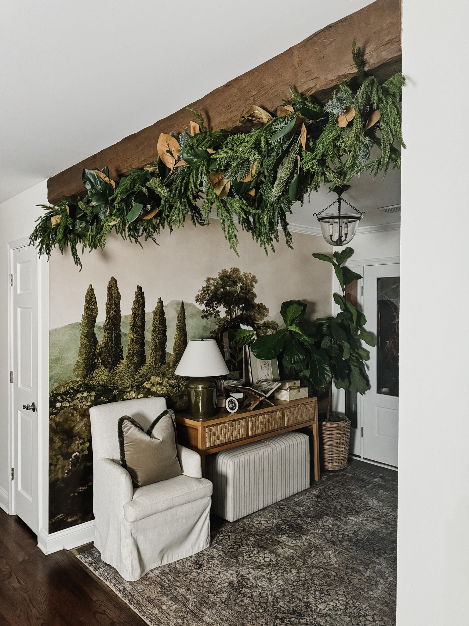 Love how the wall mounted garland rod turned out beneath the beam! 🌲

#garlandrod #afloral #norfolkpine #garland #artificialgarland

#LTKSeasonal #LTKHoliday #LTKHome