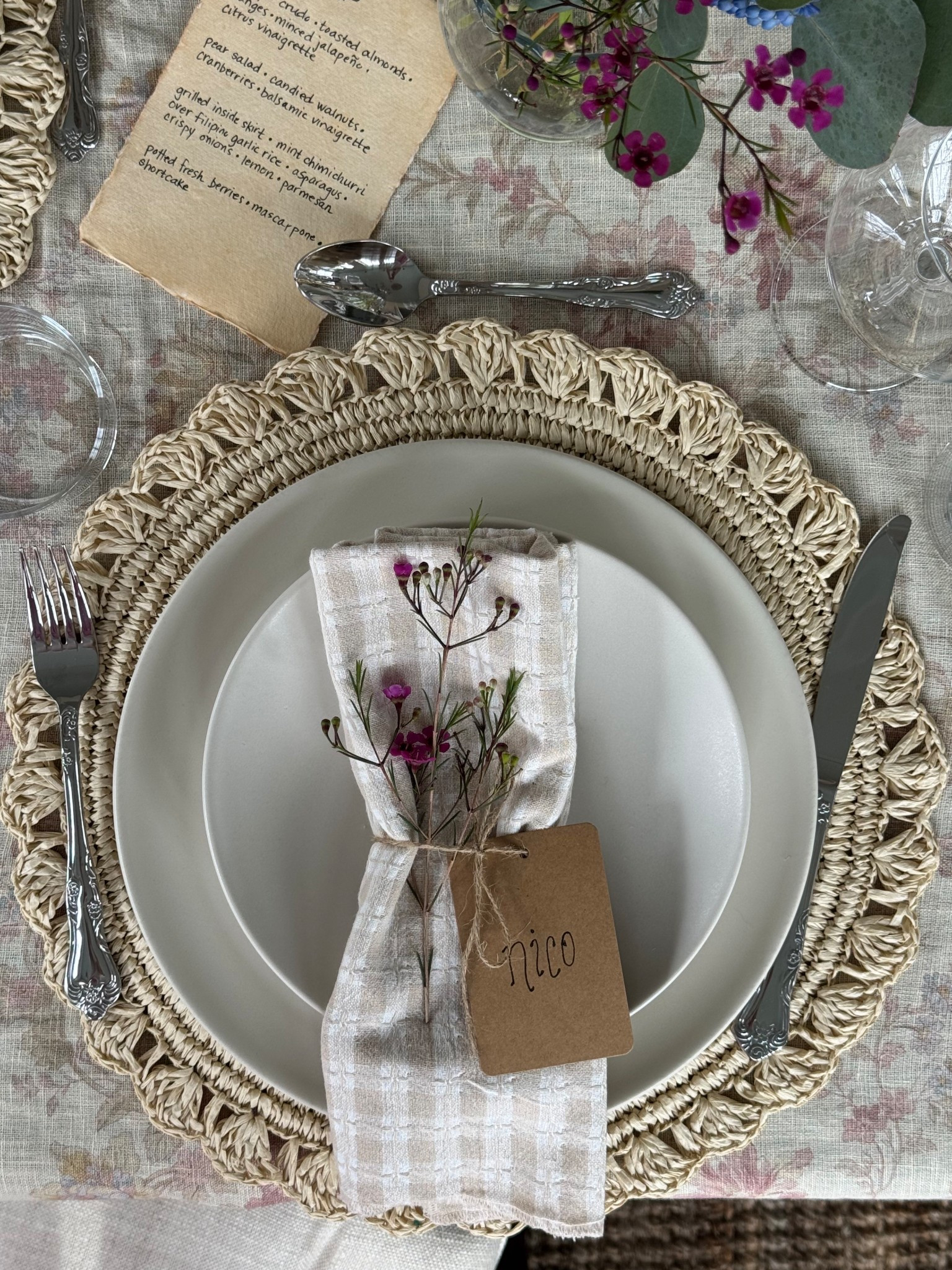 These place settings came together soooooo beautifully! I originally tried to thrift the flatware and dishes, but when that didn’t pan out (lead!) I found the perfect alternatives - and honestly, I couldn’t be happier. Everything is such great quality, and I know it’ll hold up for many dinner parties to come.