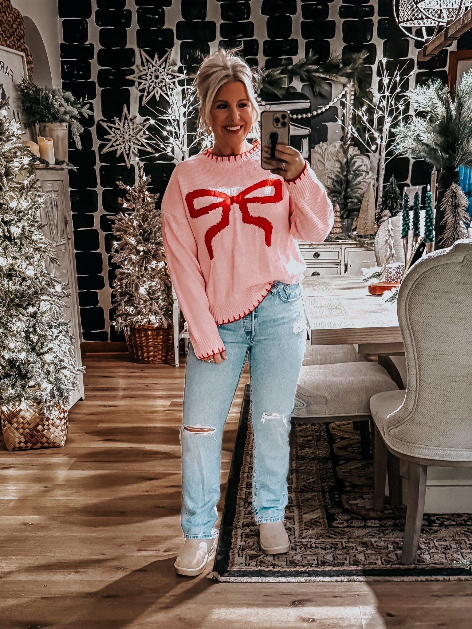 Perfect transition sweater from Christmas to Valentine’s Day!

#LTKdayinmylife #LTKmomlife #LTKSeasonal