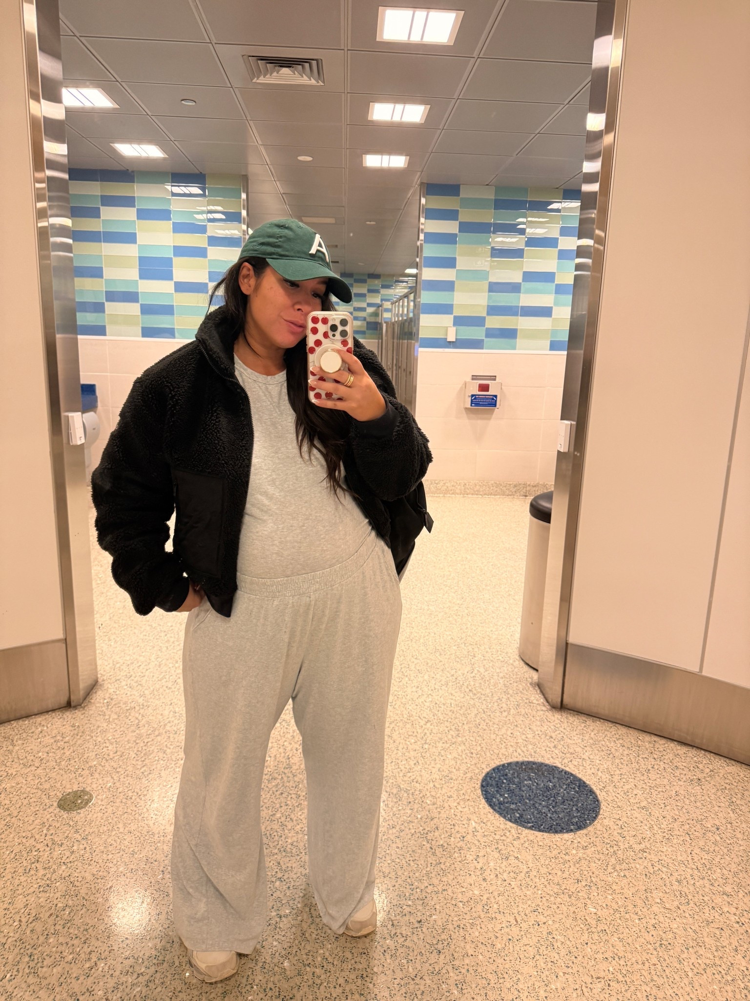 Midsize travel outfit! Size XL




Midsize fashion, midsize outfit, loungewear, casual OOTD, airport outfit, matching set, 

#LTKStyleTip #LTKMidsize #LTKSeasonal