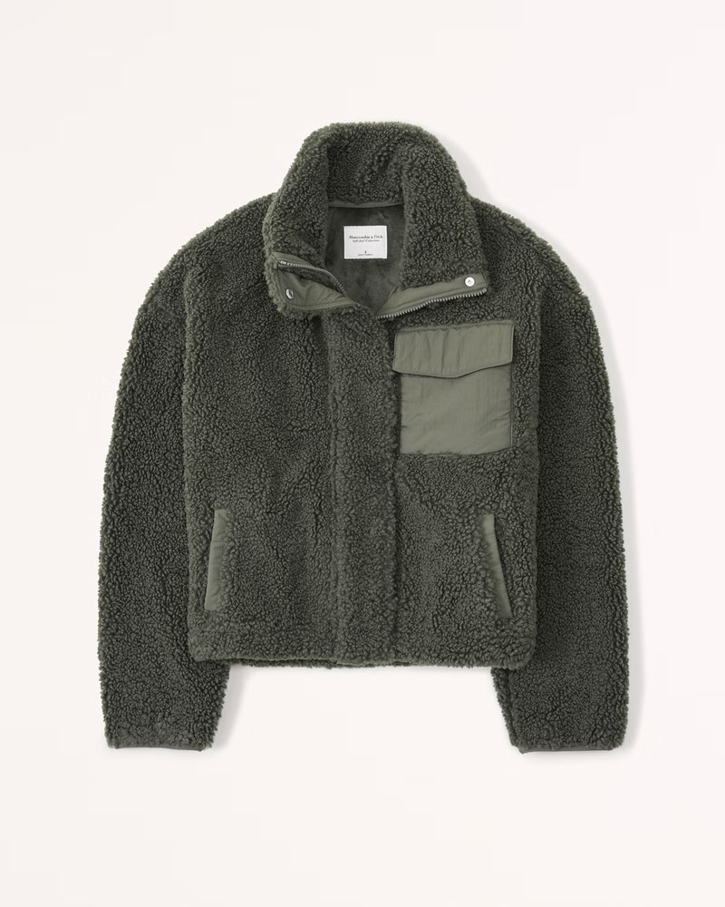 Winter Resort Jacket | Green Sherpa Jacket | Fall Jacket | Abercrombie Outfit | Abercrombie & Fitch (US)