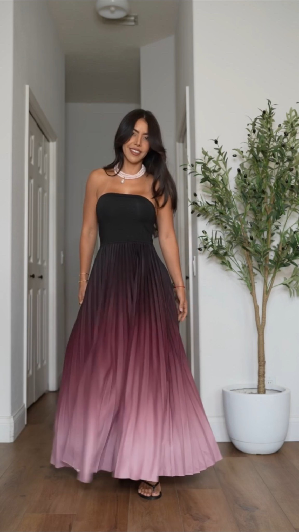 Summer vacation dresses I’m loving!

Obsessed with this ombré pleated maxi dress! Perfect to wear as a vacation dinner dress. Sharing more Summer dresses and vacation outfits from @Cupshe below!

discount code: Ozco15 can enjoy 15% oﬀ on orders of $70+


Resortwear, strapless maxi dress, pleated dress, Cupshe vacation outfit, vacation ootd

#LTKgrwm #LTKootd #LTKSeasonal