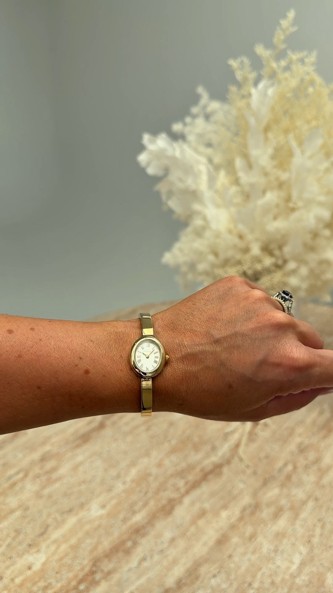 Telling the time just got more chic… and stackable. 

Perfect for stacking with bangles and bracelets. 

DC: RACHG15%

#LTKaustralia #LTKgiftguide #LTKstyletip