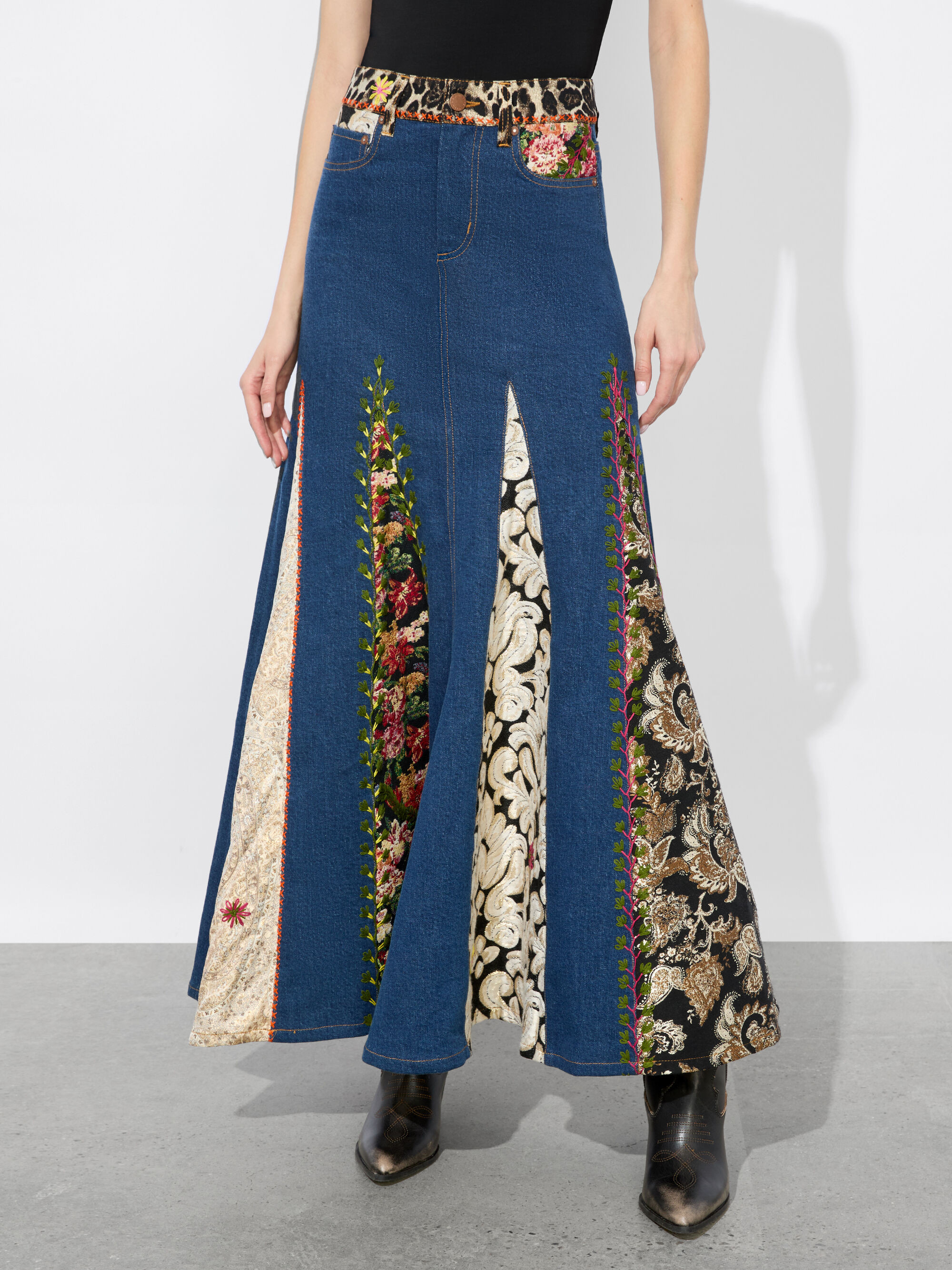 NALA MIXED MEDIA MAXI SKIRT | Alice + Olivia