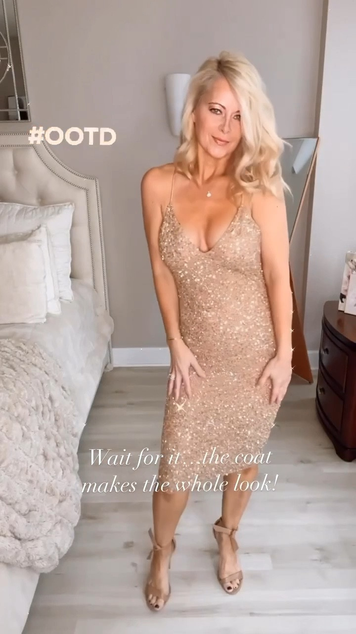 ✨Holiday Outfit Inspiration✨Are you going glam for the holidays this year?

Save for future reference and share with a friend. 🥰

This dress from @revolve is still available and on sale right now! It’s sexy yet sophisticated. Comment with the words links and I will DM you! 🤗

🛍Follow my account (renaeolivia) in the FREE @shop.LTK to shop this look and get my app-only exclusive content! I will also link this look in my stories! 

•
•
•
•
•
•
•
•
•
•
•
•
•
•
#styleinspo #style #petitestyle #petitefashion #fitspo #womenover50 #lookgoodfeelgreat #stylereels #outfitoftheday

 #styleinspiration #styletipsforwomen #classyfashion
#classyandfashionable #fashiontips
#ltkstyle #ltkfashion 
 




#LTKstyletip #LTKHoliday #LTKSeasonal