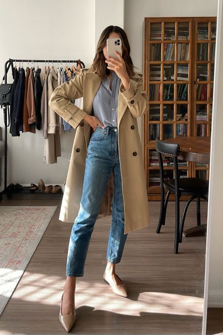 Rare 25% off Everlane sale this weekend!

90s cheeky jeans sized down one, 25 & shortest inseam, mid wash blue

Silk blouse 0 

Linked similar trench & flats (old) 

#LTKSaleAlert