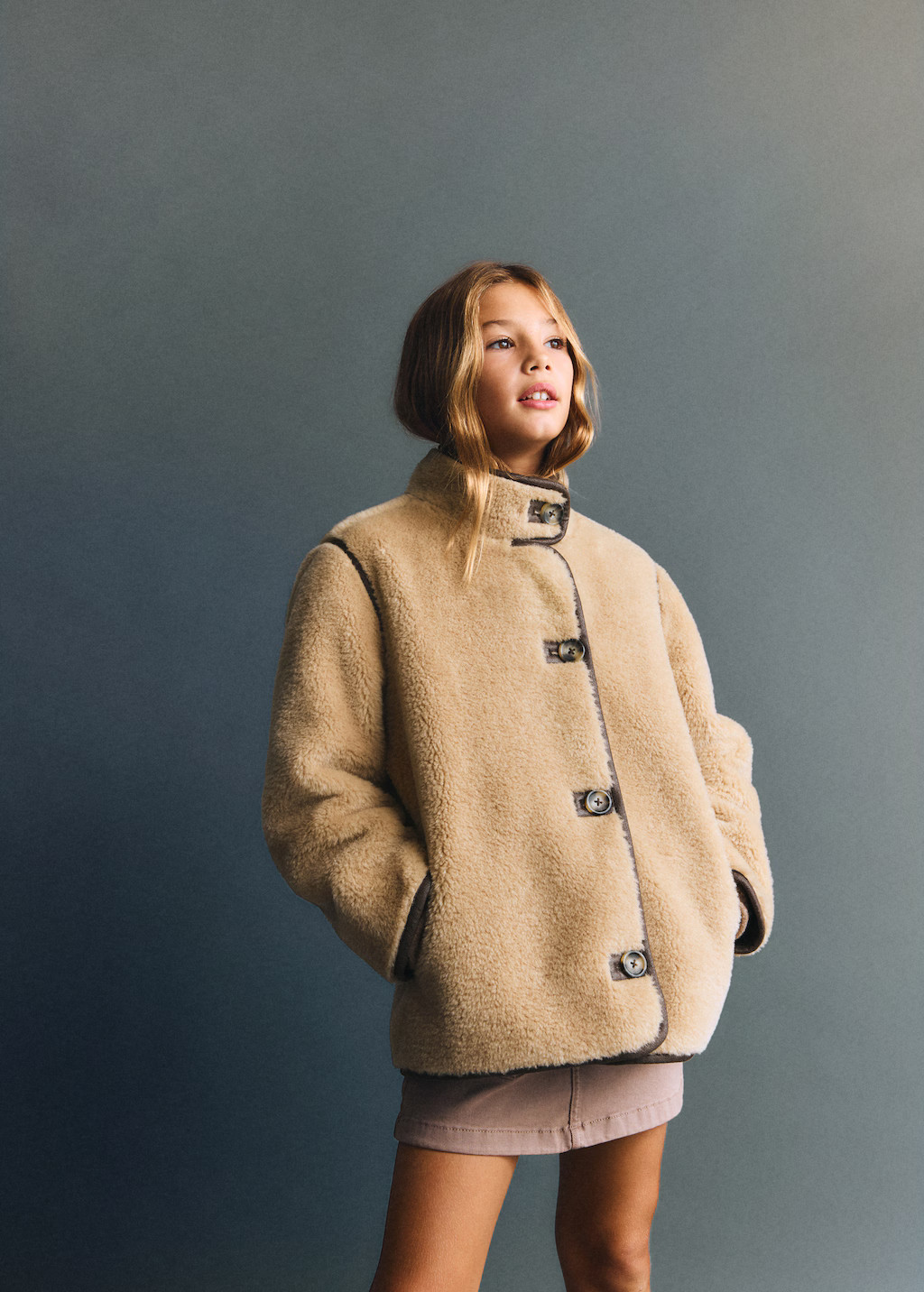 Faux-fur coat with buttons | Mango (US/MX/AU)