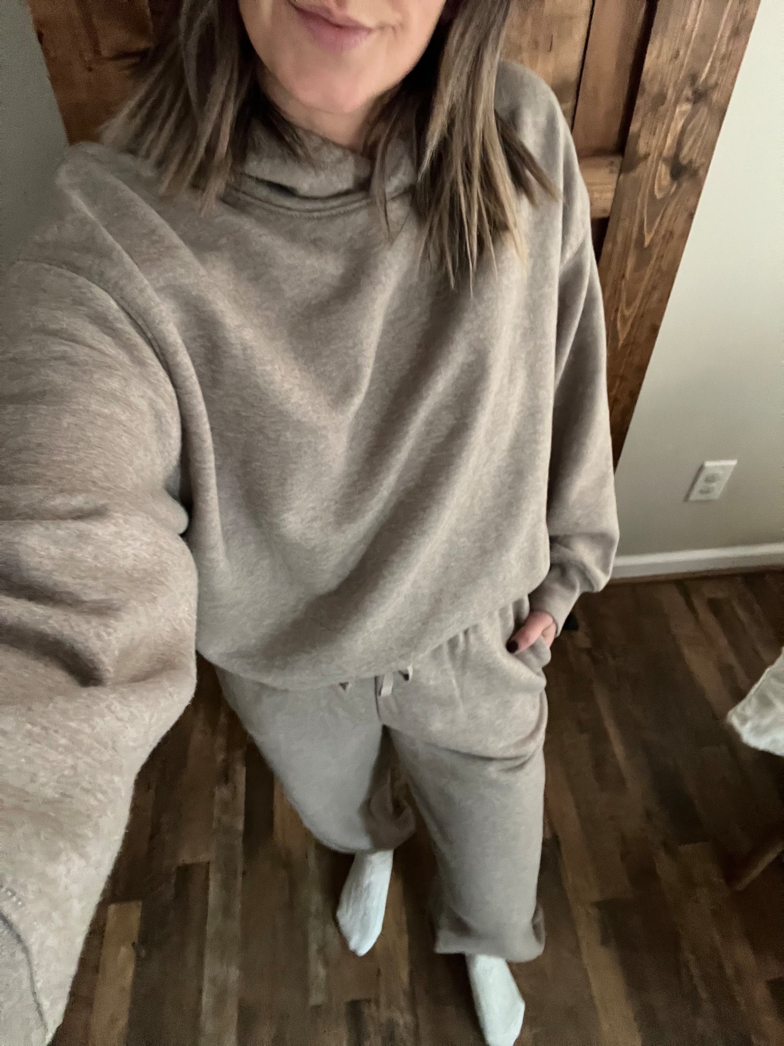 Hoodie + jogger matching set from my fave 

#LTKmomlife #LTKActive #LTKootd