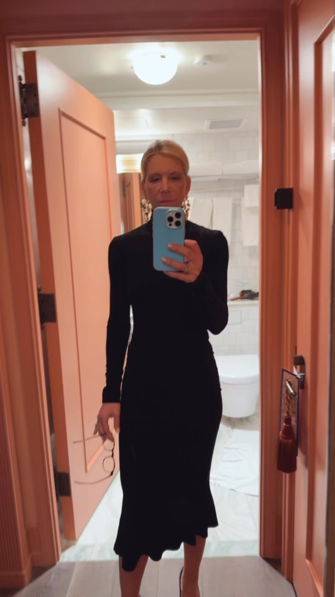 My easy go-to dress that I’ve had got 100 years ✅

#LTKOver40 #LTKNYFW #LTKTravel