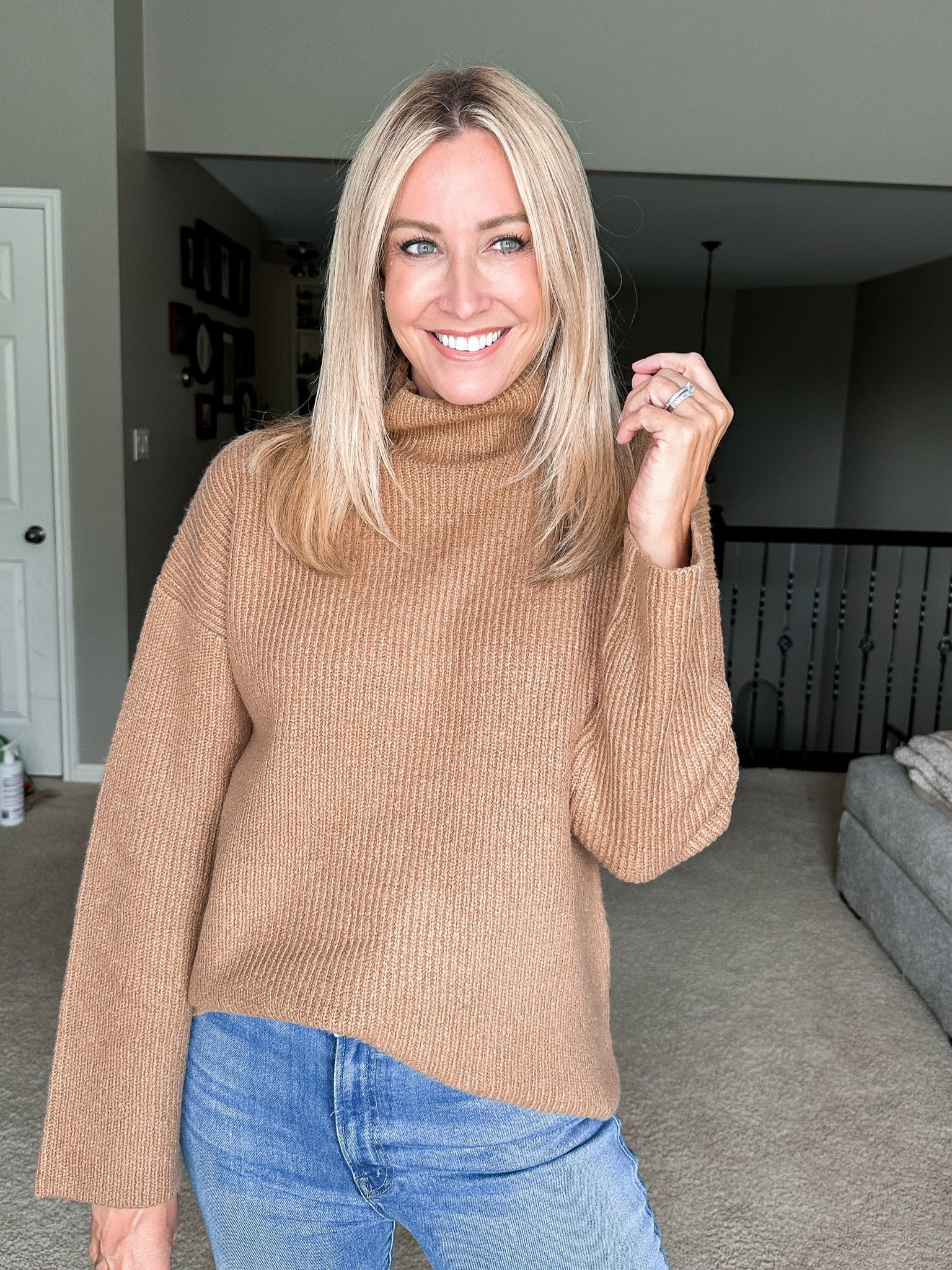 Nordstrom anniversary sale
Nsale
Sweater size small 


#LTKFindsUnder100 #LTKSaleAlert #LTKxNSale