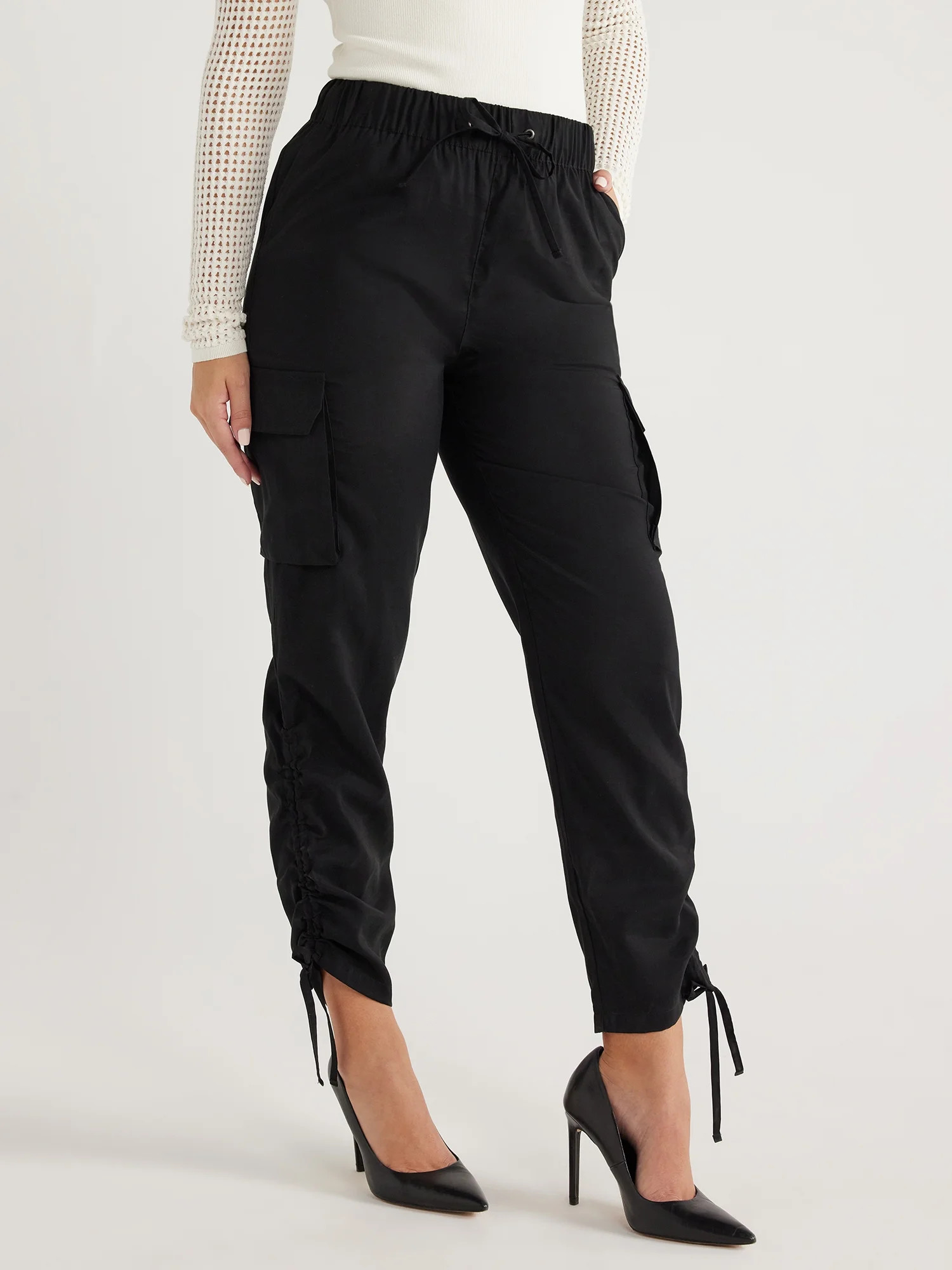 Sofia Jeans Women's Super High Rise Luxe Cargo Pants, 27" Inseam, Sizes XS-3XL - Walmart.com | Walmart (US)
