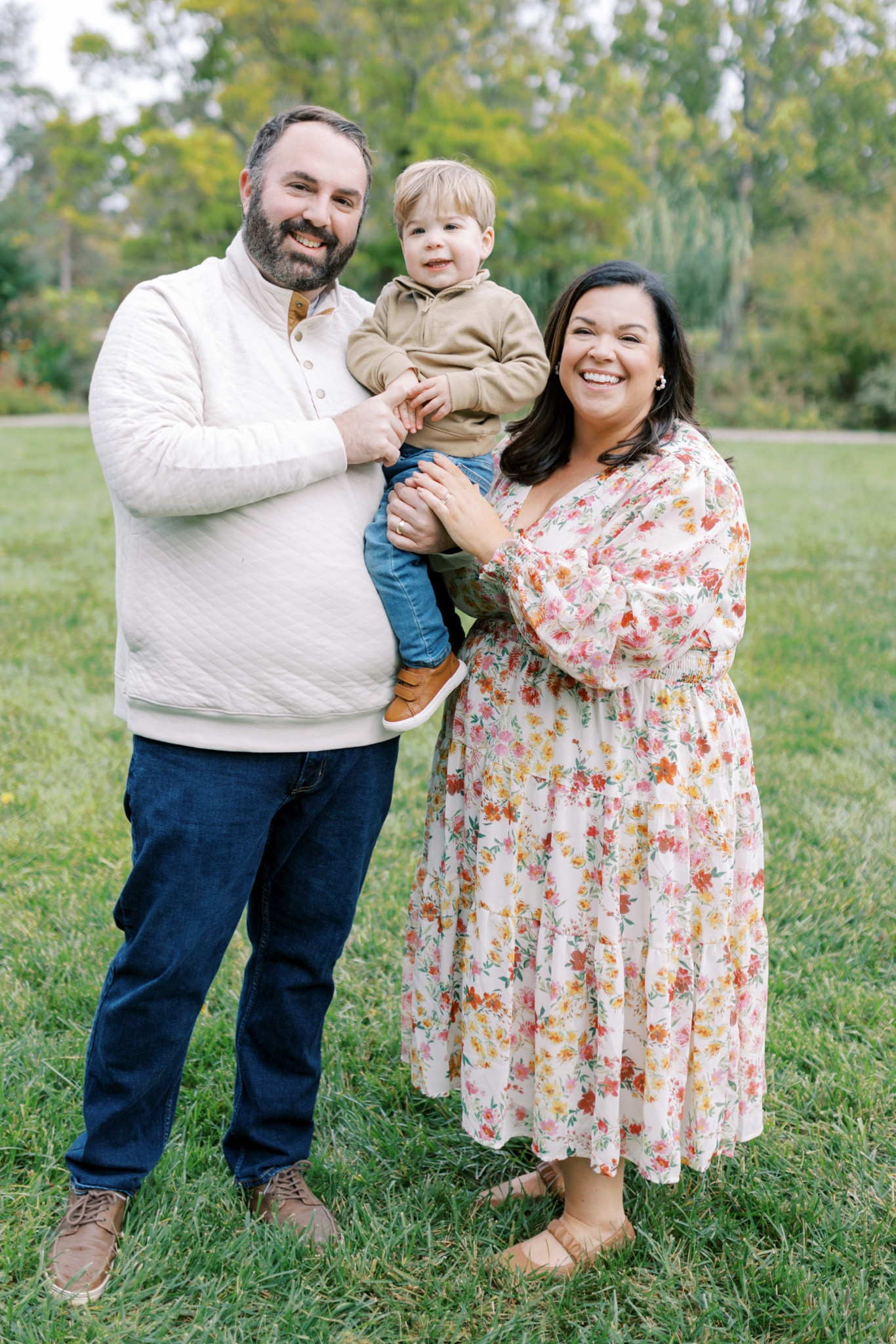 Fall family picture outfits 🍁🍂♥️

#LTKfindsunder50 #LTKfamily #LTKplussize