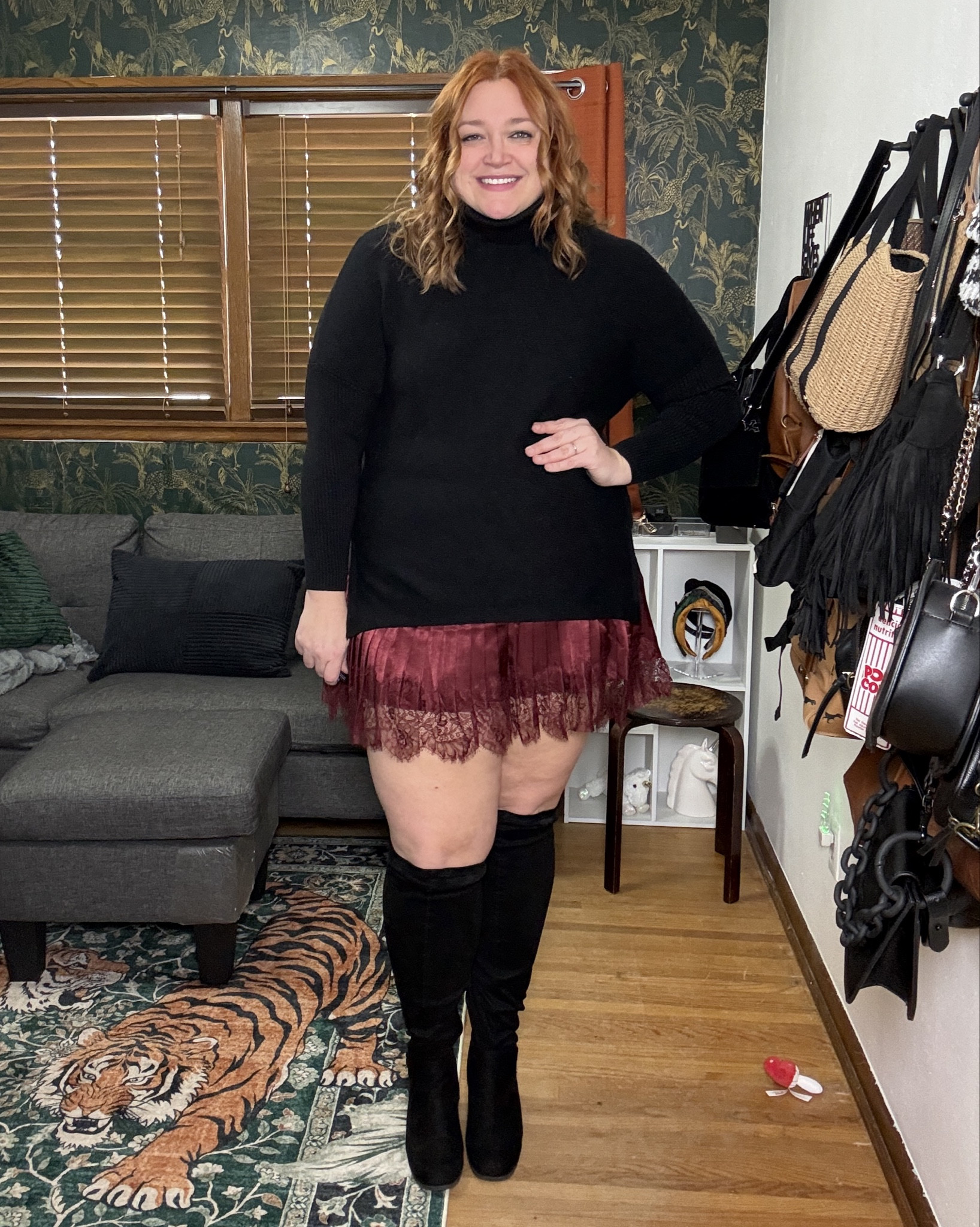 Casual and sassy lace skirt look for a size 18

I’m 5’10 and this is where it hits pulled to my natural waistt

#LTKTall #LTKPlusSize #LTKMidsize