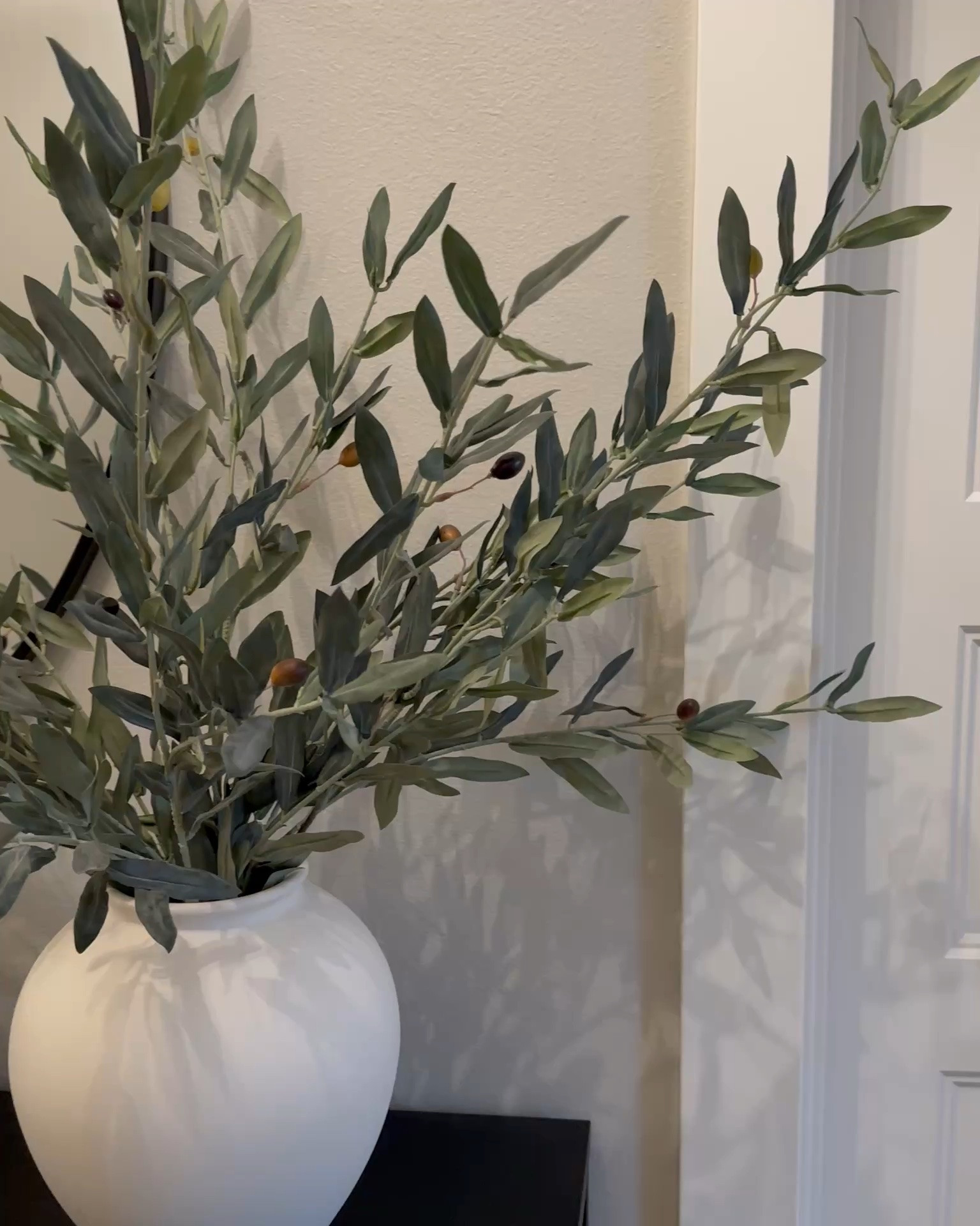 The best most realistic faux olive stems! I buy them over and over again! Cut or bend stems for more of an organic look in your vases! Various heights make them look even more real.

Stems, olive branches, florals, home decor, home design, interior design, table decor, entryway decor

#LTKHome #LTKSaleAlert