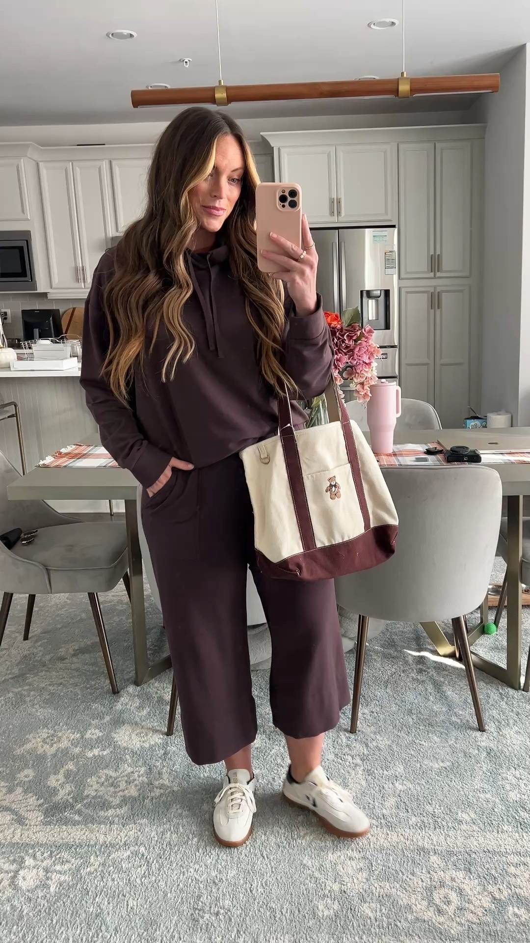 Fall athleisure 🍁🍂☕️

#LTKMidsize #LTKShoeCrush #LTKItBag