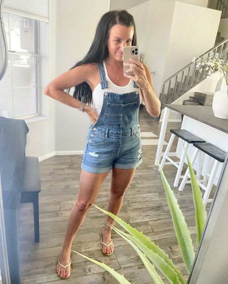 Weekend summer style is the BEST! Esp when your shortalls are less than $20!

I am in a S in the shortalls, but consider sizing up if you need more length in the torso— it’s junior’s sizing. I sized up to a M/L in the bralette-cami! 

• summer outfit • vacation outfit • mom outfit • overalls • shortalls • bralette • Amazon • Walmart •

#LTKFind #LTKunder50 #LTKstyletip