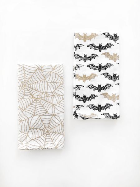 Grabbed these last year and they’re back! Perfect neutral Halloween napkins 

Homegoods Halloween, Halloween 2023, neutral Halloween, Halloween  

#LTKSeasonal #LTKhome #LTKFind