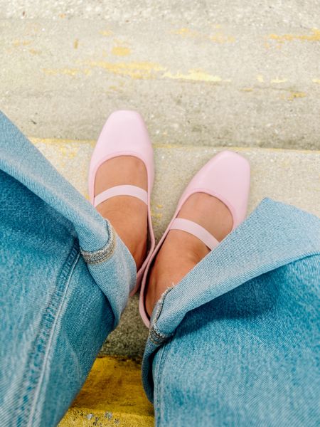 Cute shoes for spring  

#LTKSpringSale #LTKSeasonal #LTKshoecrush