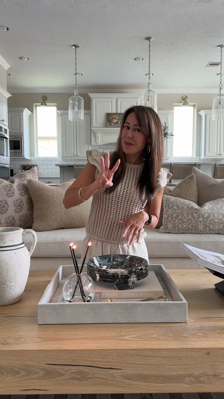 Today on the blog I’m sharing my top must haves for styling a coffee table. My top three include decorative books, a decorative tray and vases! But there are so many more accessories too! Read about it here 👉 beigewhitegray.net

#LTKStyleTip #LTKHome #LTKVideo