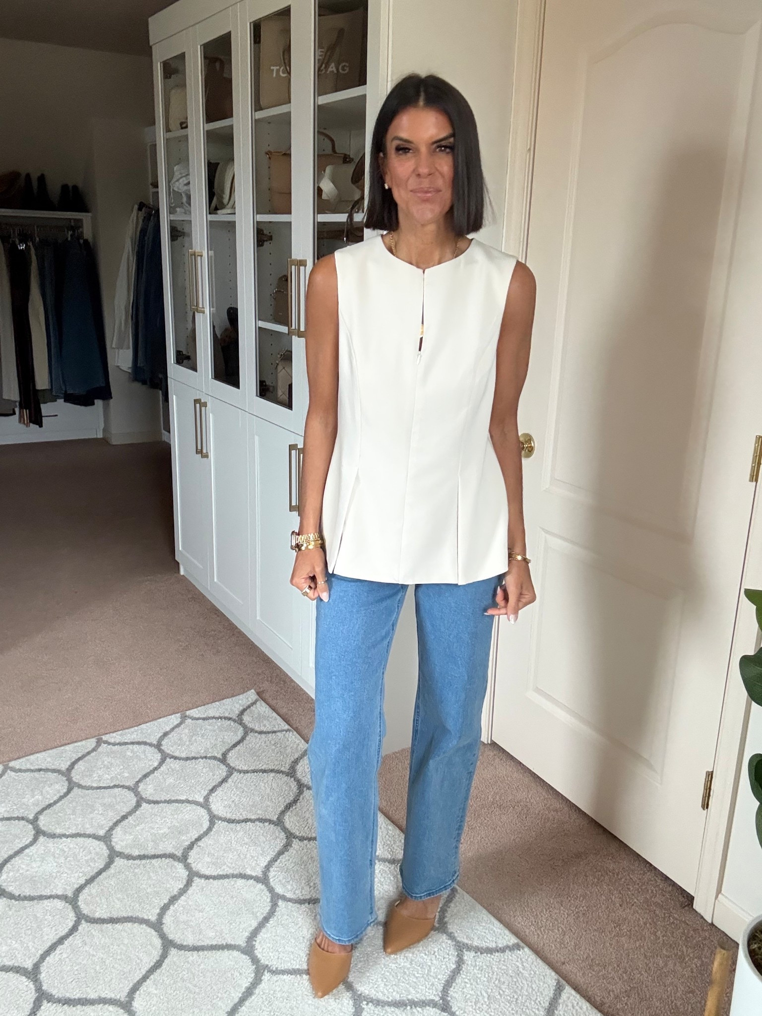 Size small in top, jeans tts

#LTKootd #LTKdayinmylife #LTKSeasonal